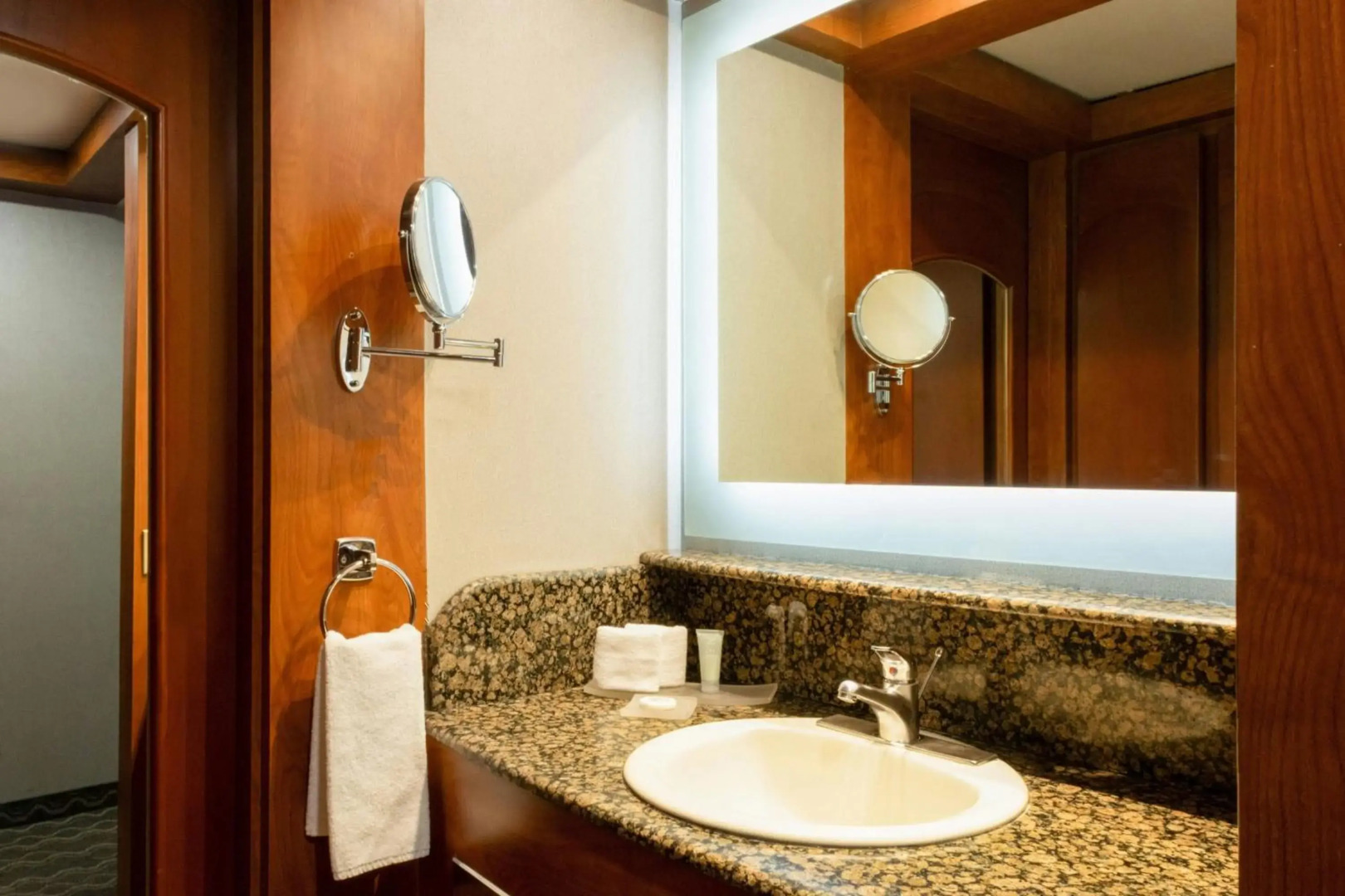 Courtyard by Marriott Mexico City Revolucion