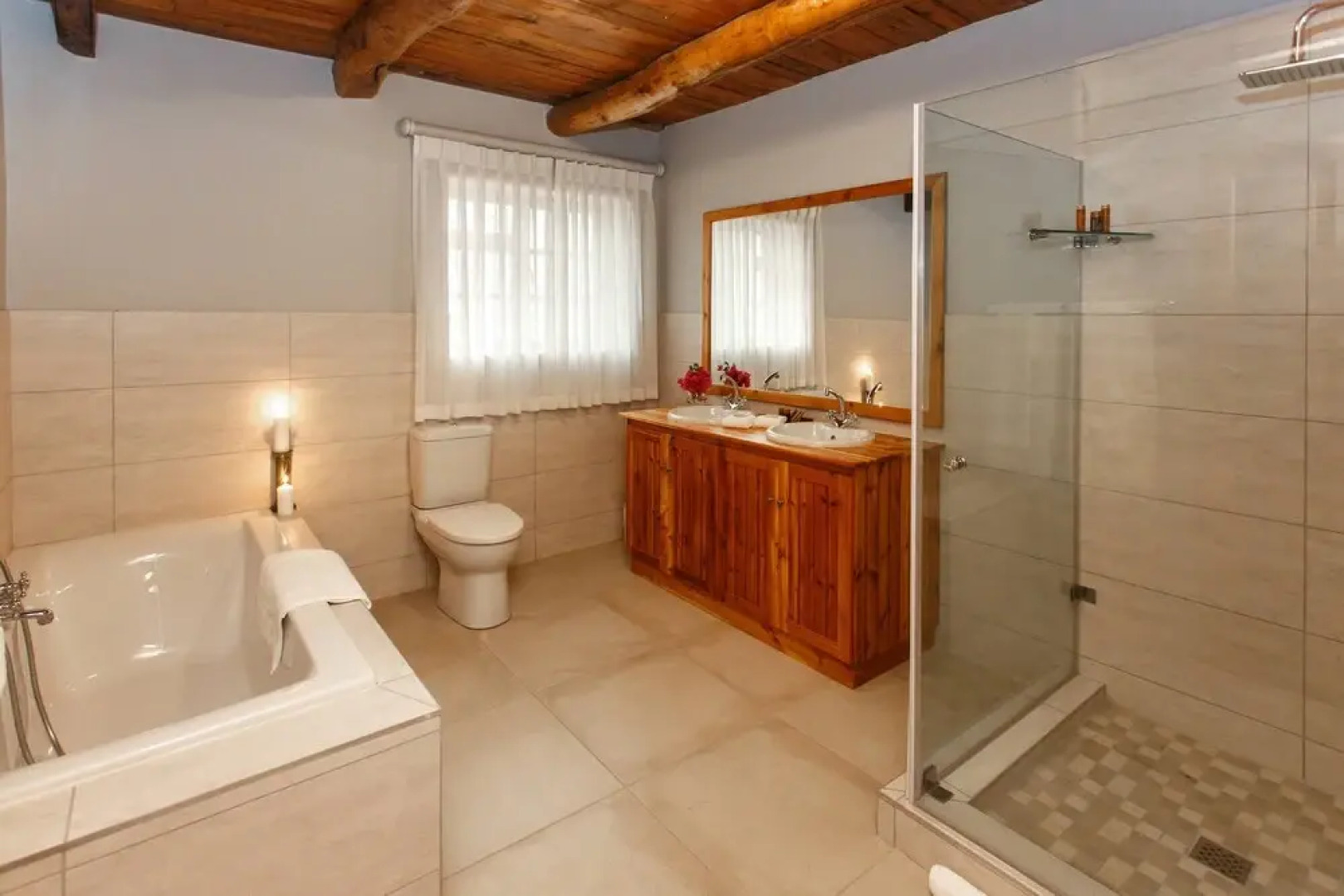 Bakenskraal Ostrich Palace