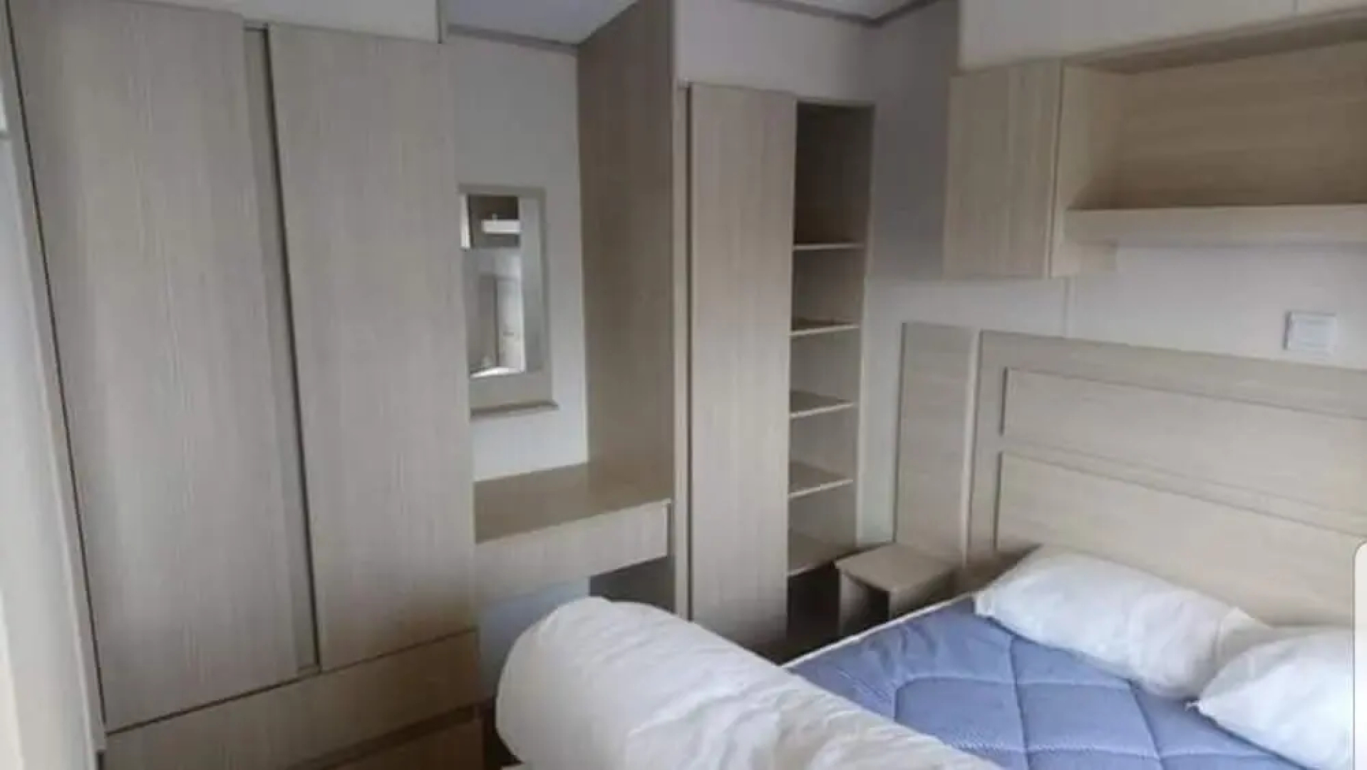 Lovely Multiple dog Friendly Caravan Rhyl