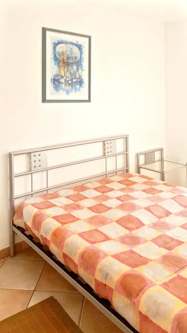 Apartment With 2 Bedrooms in Saint-cyr-sur-mer, With Enclosed Garden a