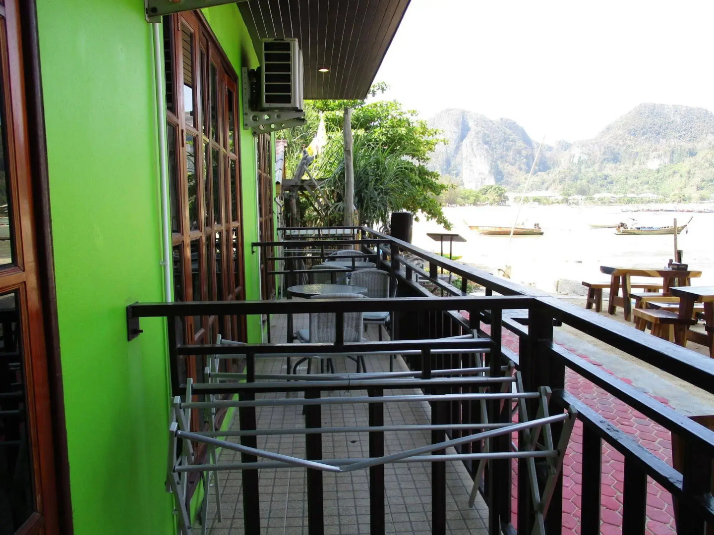 Phi Phi Green House