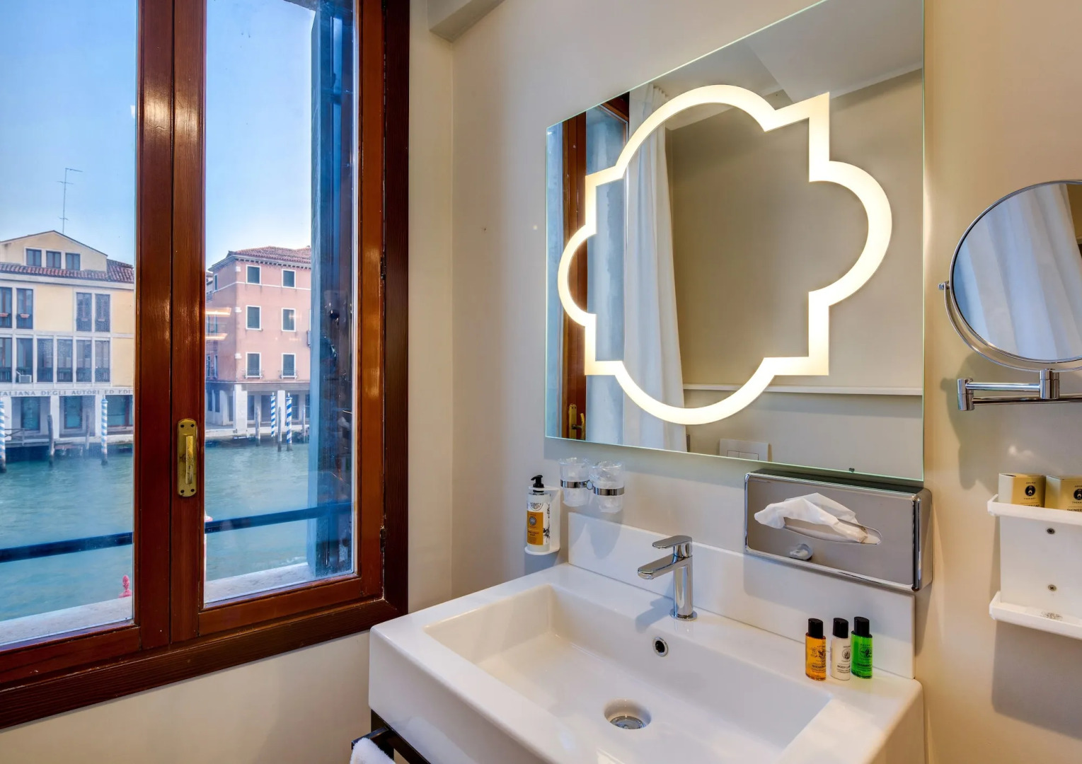 Отель BW Premier Collection CHC Continental Venice