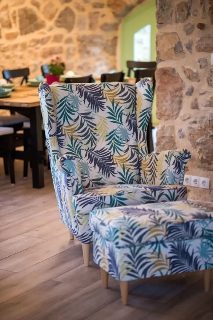 Peace - Rustic With Pool - H