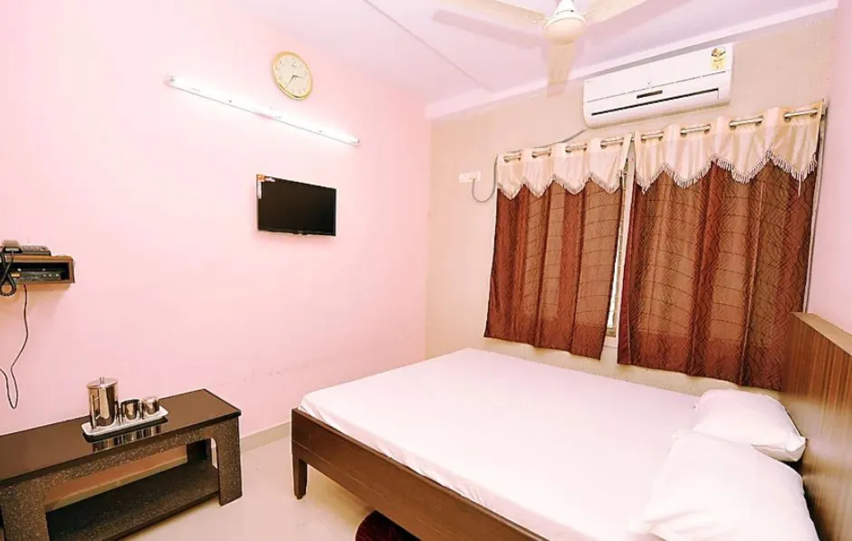 Shree Lakshmi Guest House