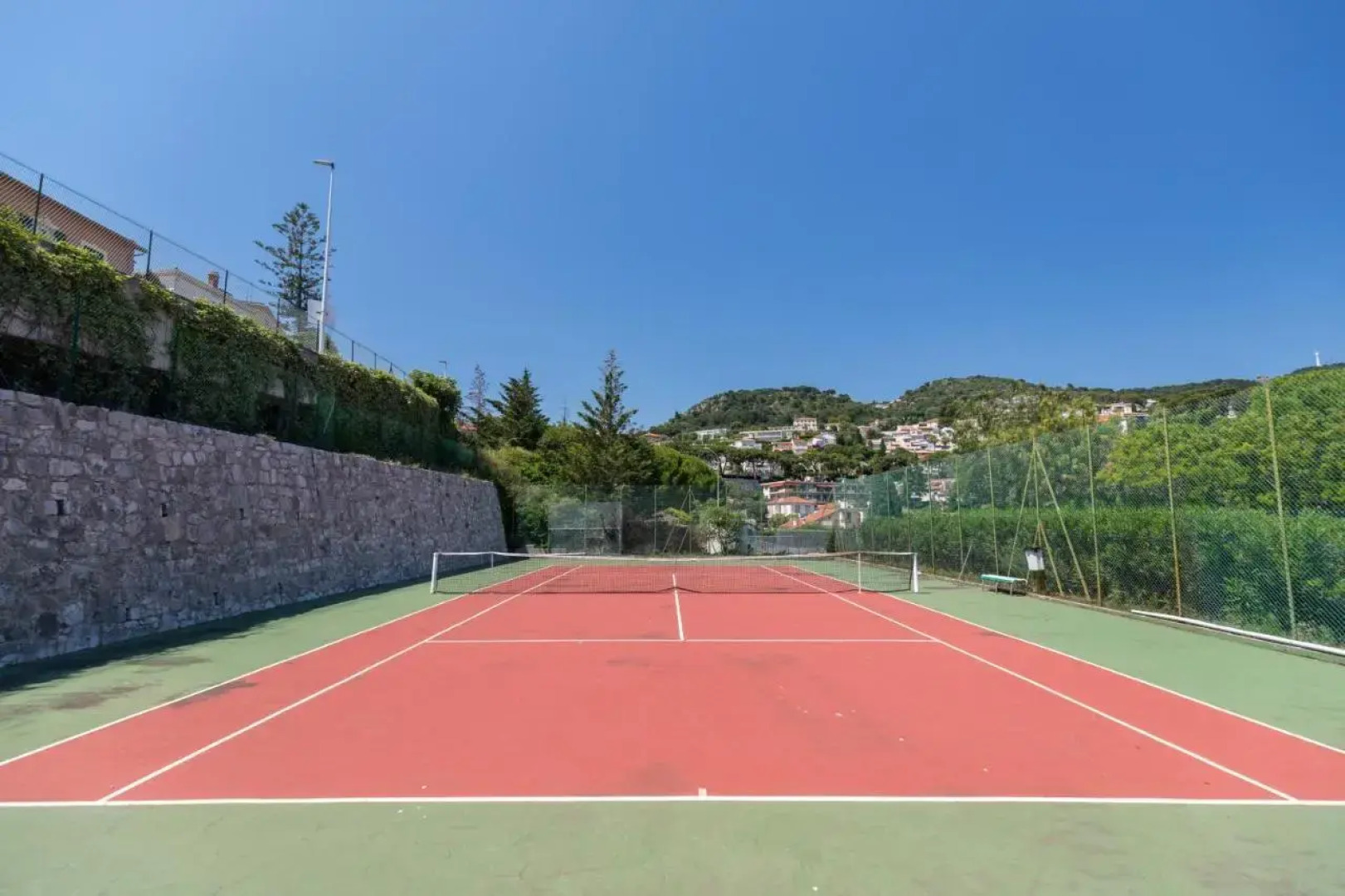 Sea View Park Swimming Pool & Tennis 2 Bdrs