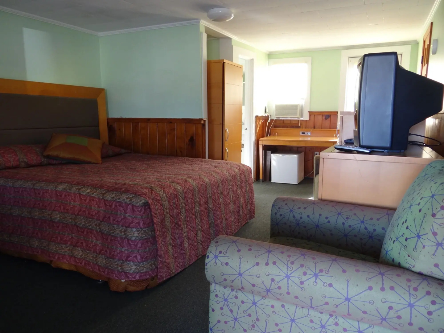 Jonathan Edwards Motel