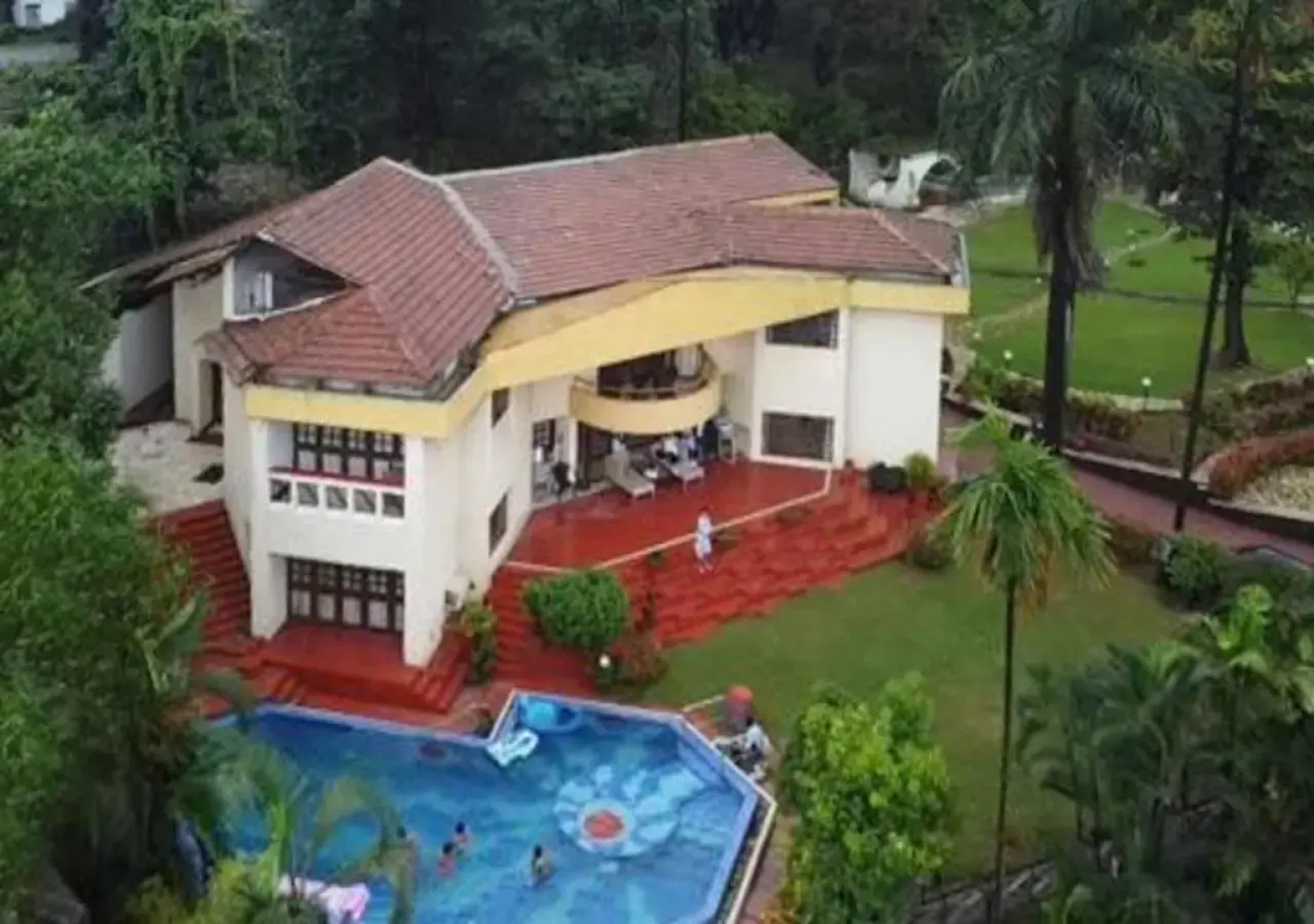 StayVista at Shantam House