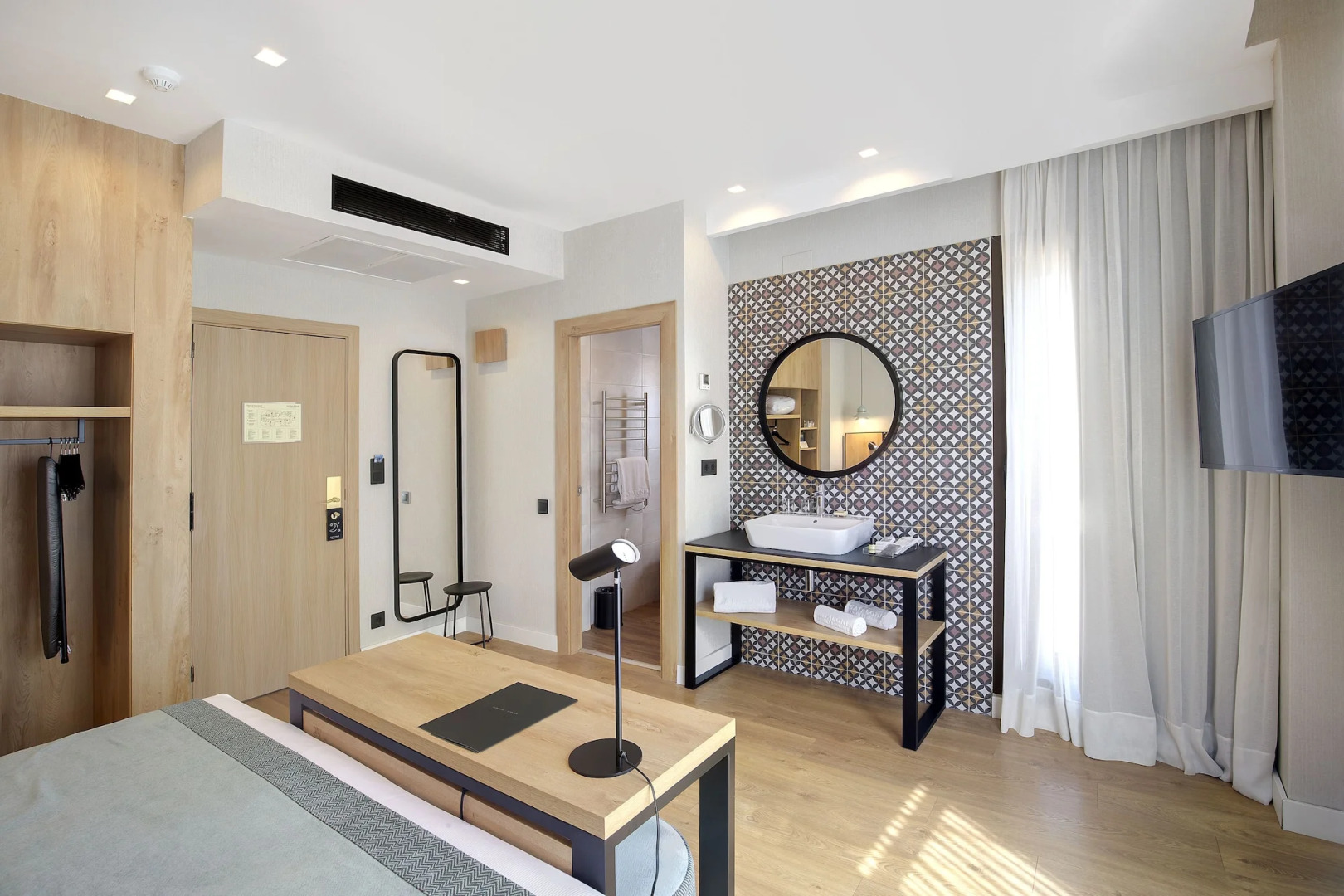 Catalonia Excelsior Hotel