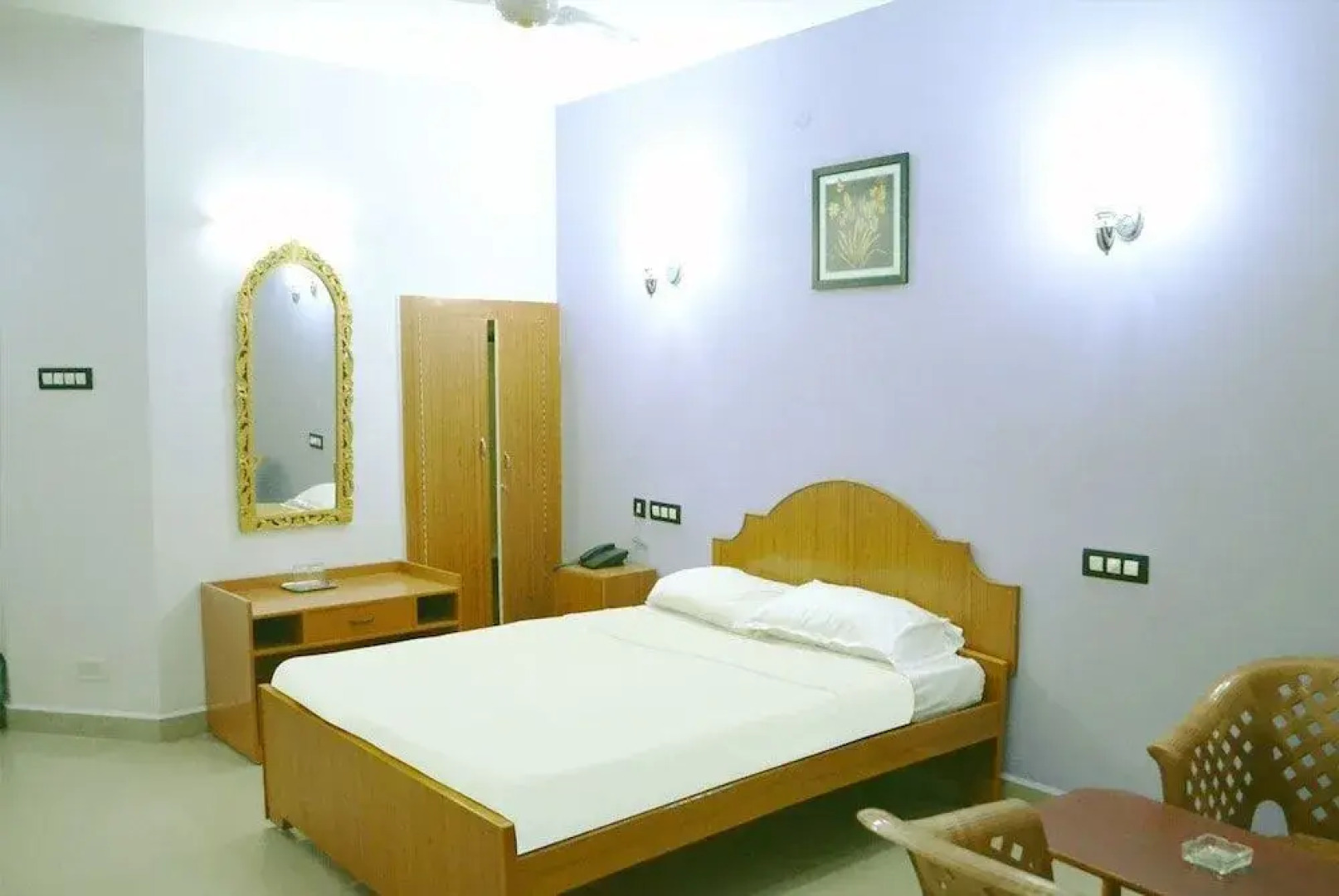 La Flora Paradise Residency