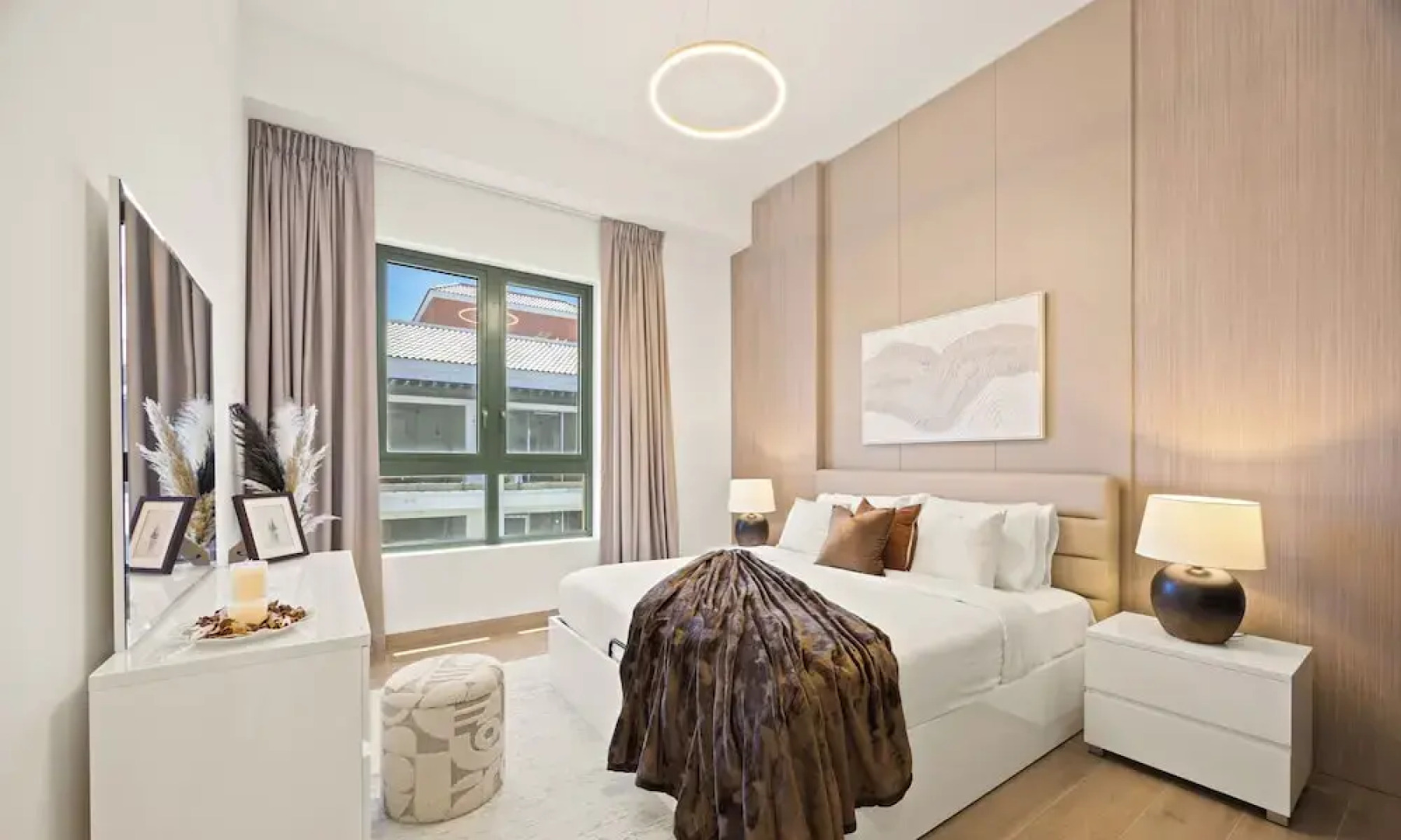 Portside Bliss La Mer 1 BR with Sea View