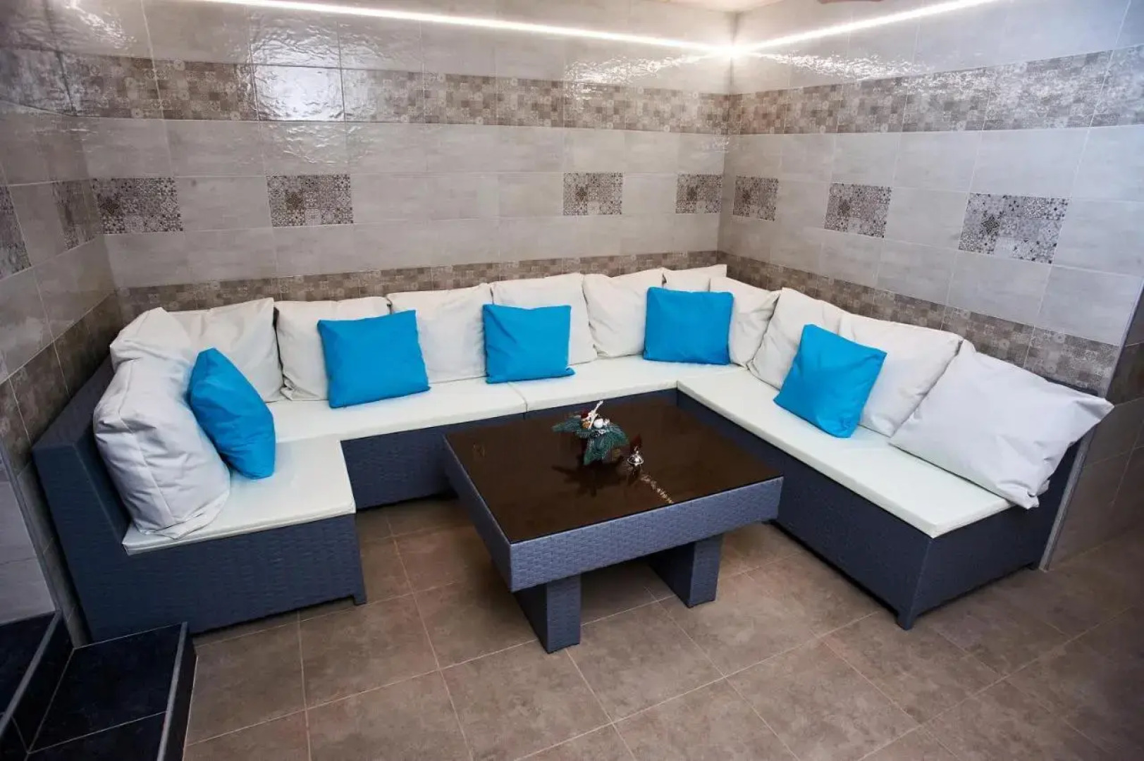 Апартамены VIP 5 каминов