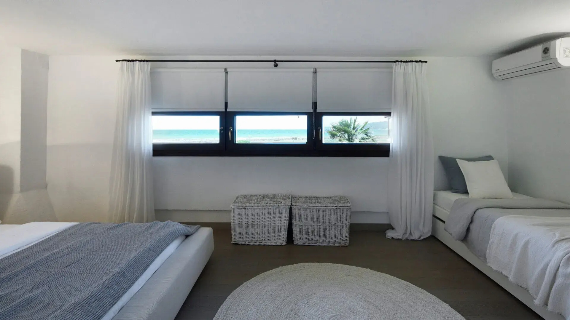 Soleado Beachfront Villa