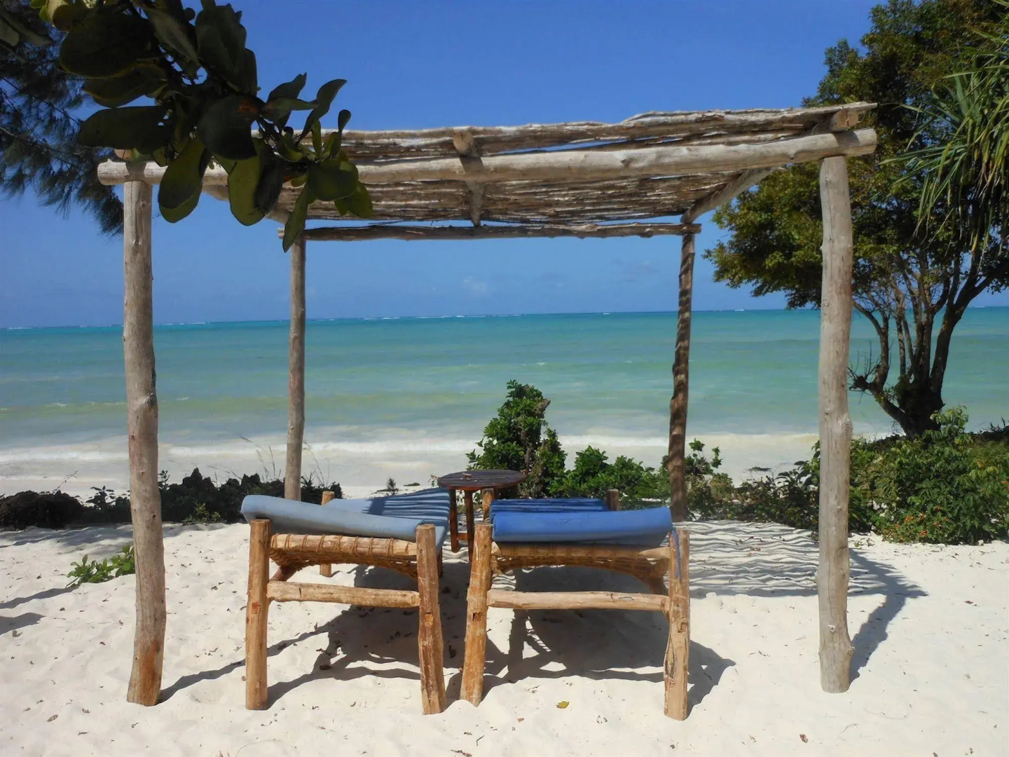 Mbuyuni Beach Village - Bungalows