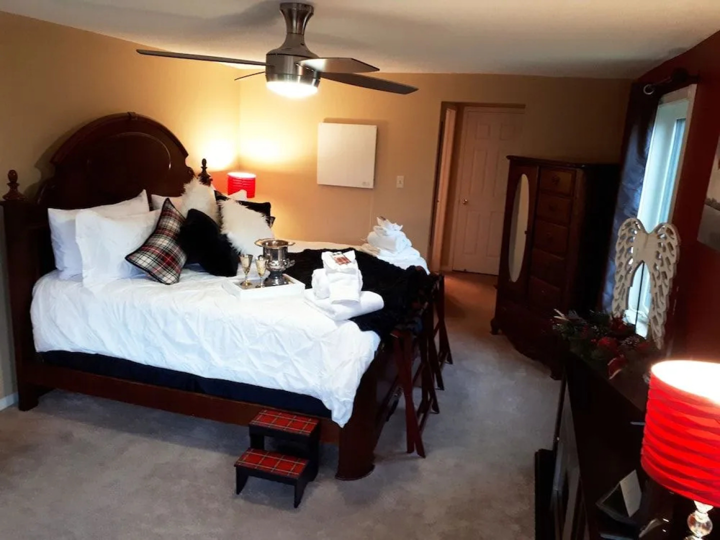 The Tartan House B & B