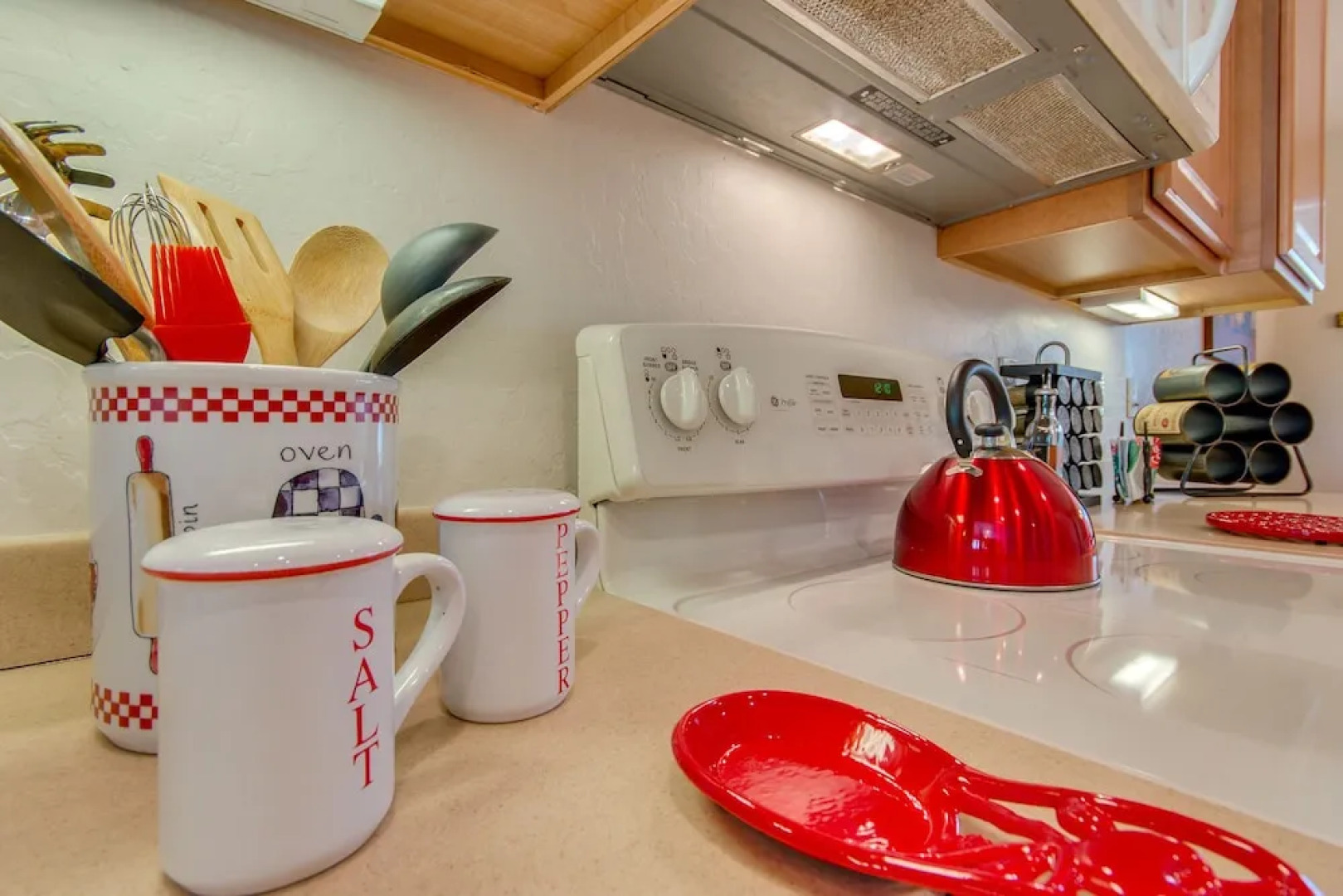 32236 Echo Canyon - 2 Br home by RedAwning