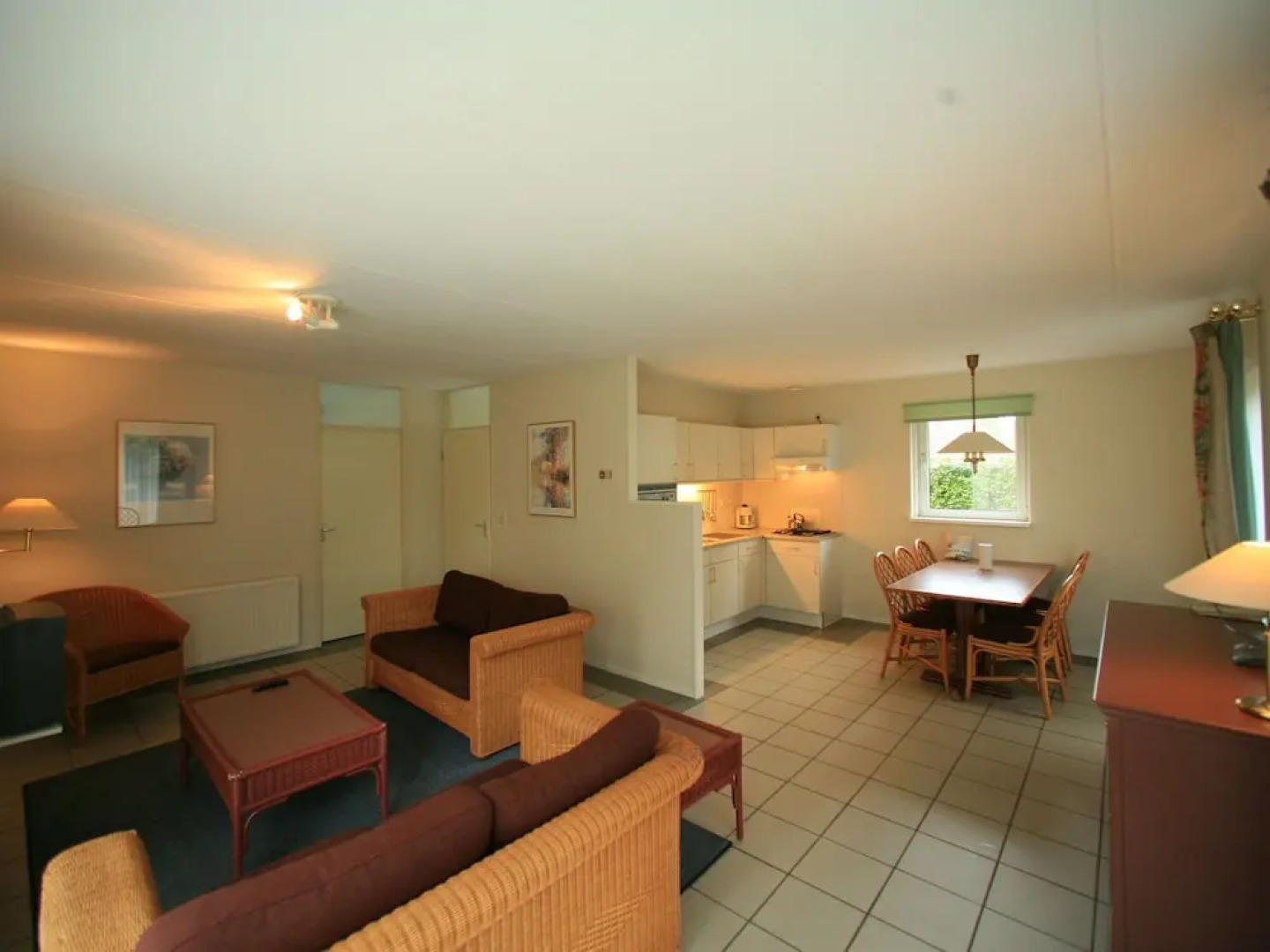 Detached Bungalow With 2 Bathrooms, in the Middle of Nature