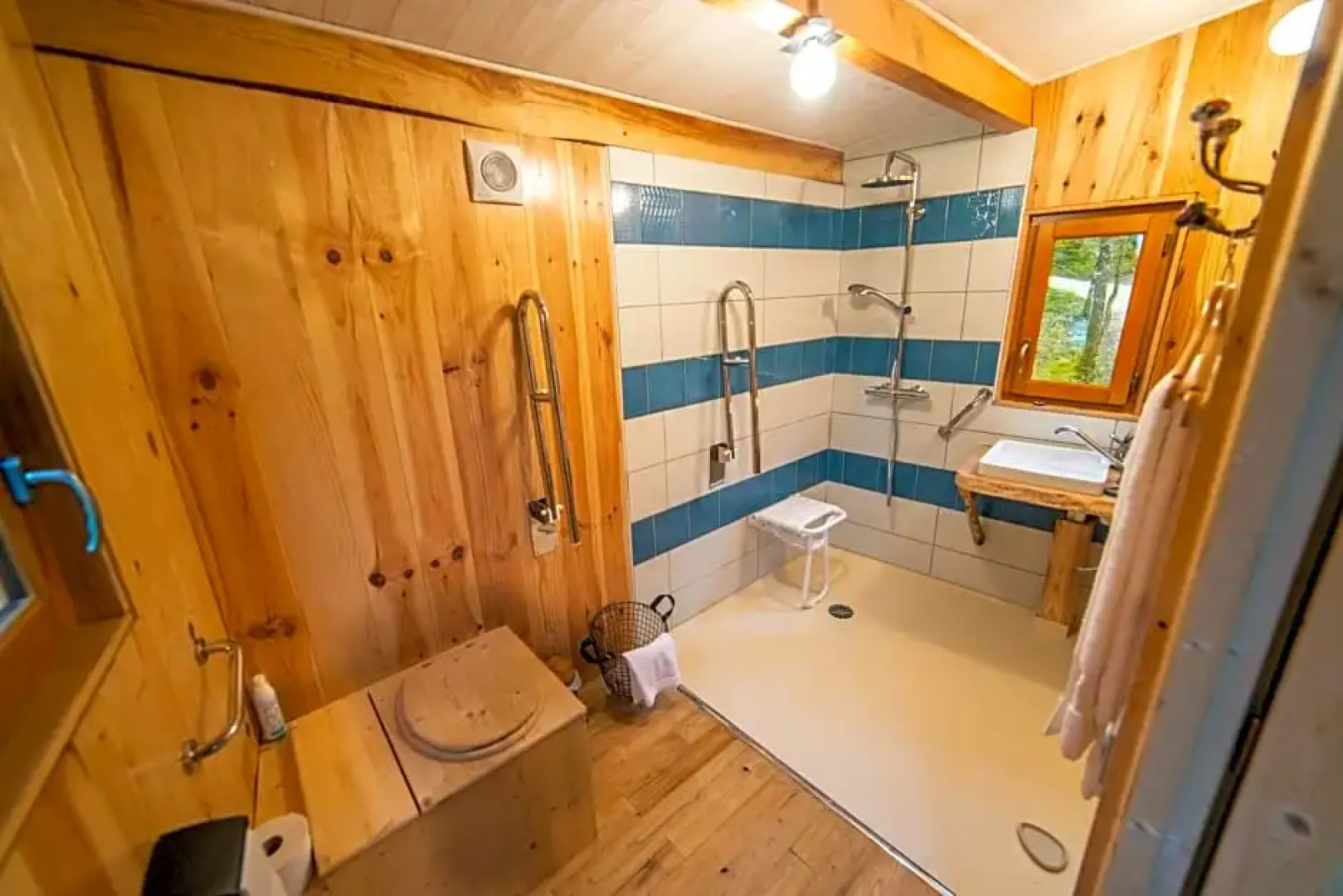 Les Cabanes Perchées du Mas del Bosc