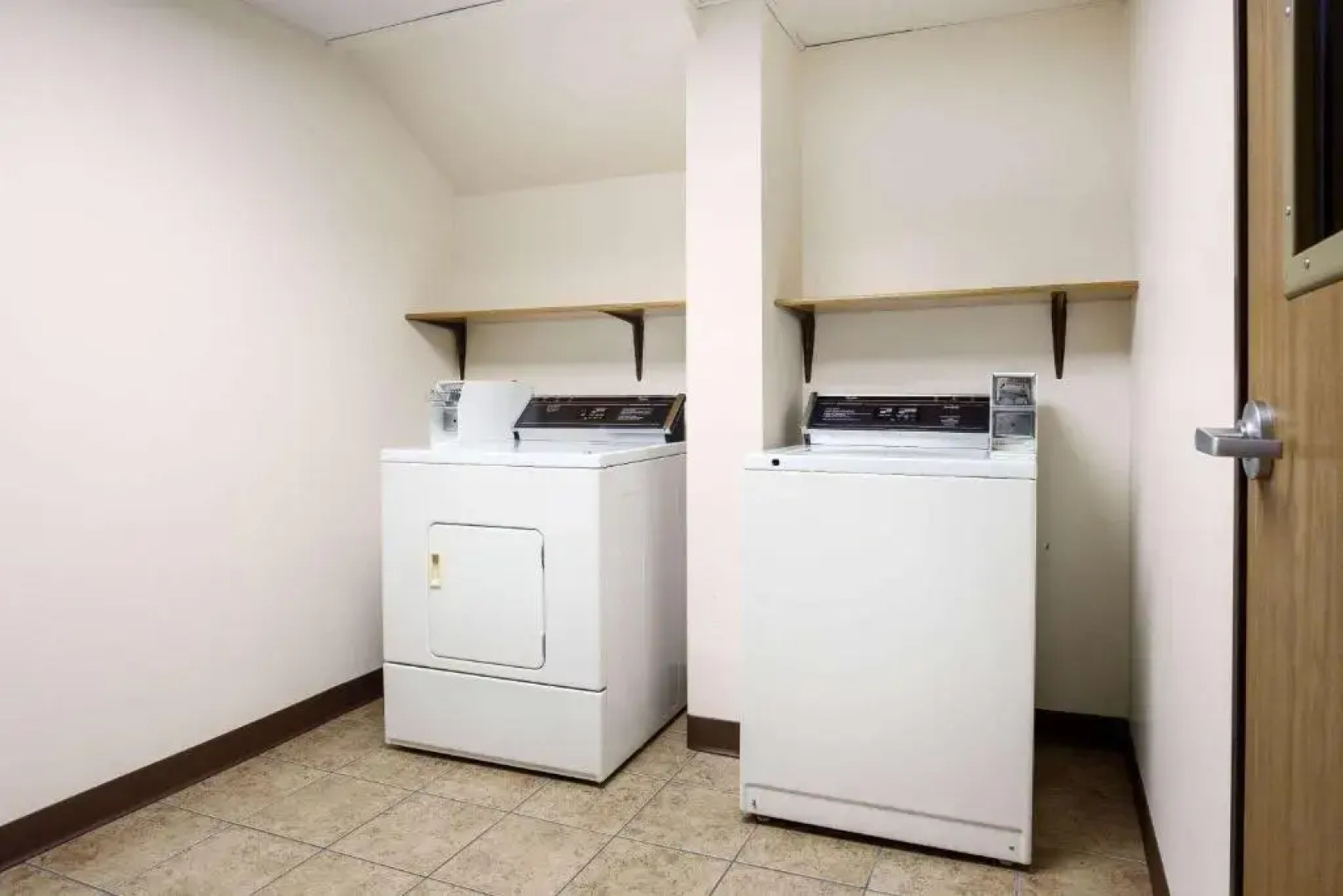 AmericInn Lodge & Suites Tomah