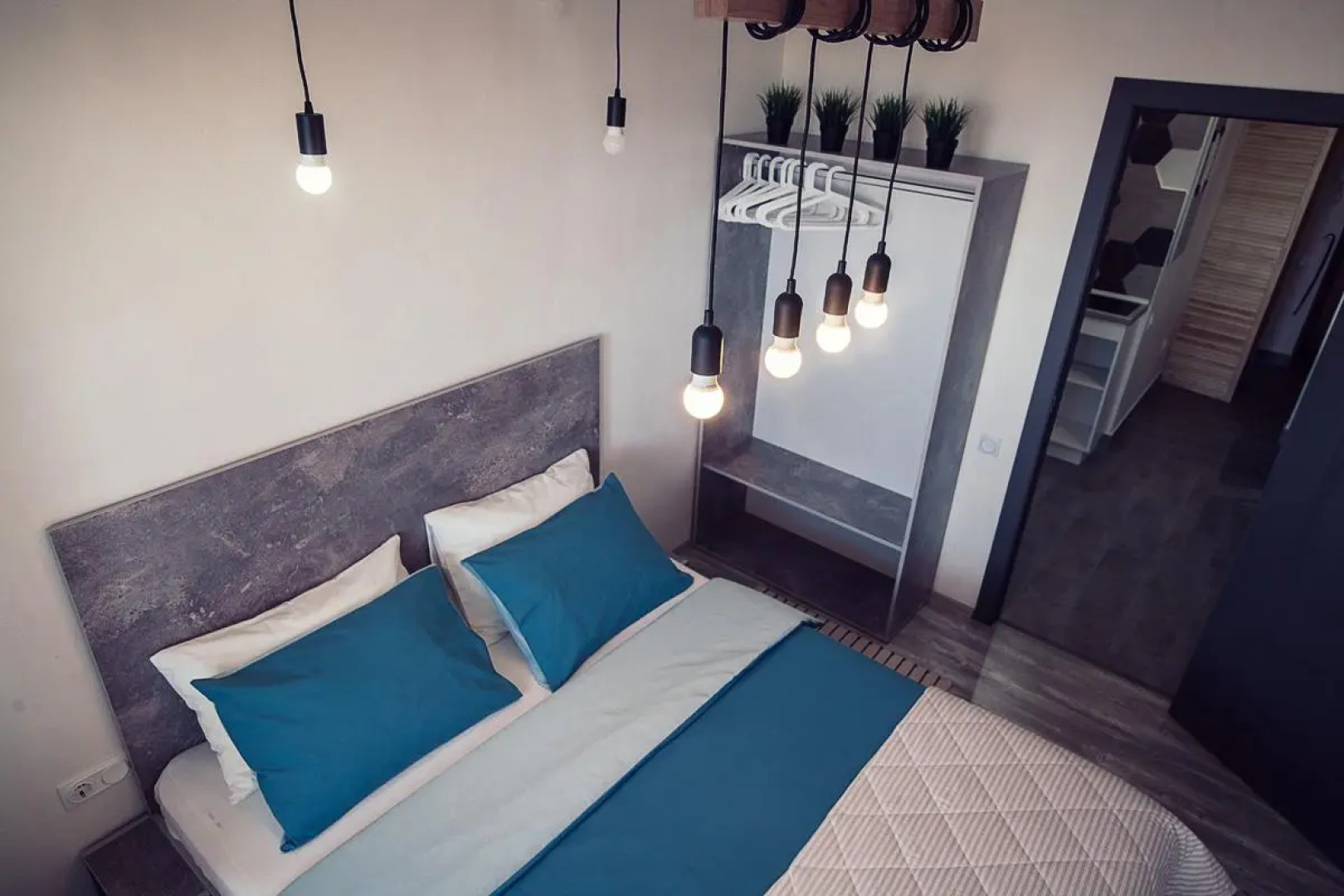 БонАпарт на улице 7-я Подлесная 118