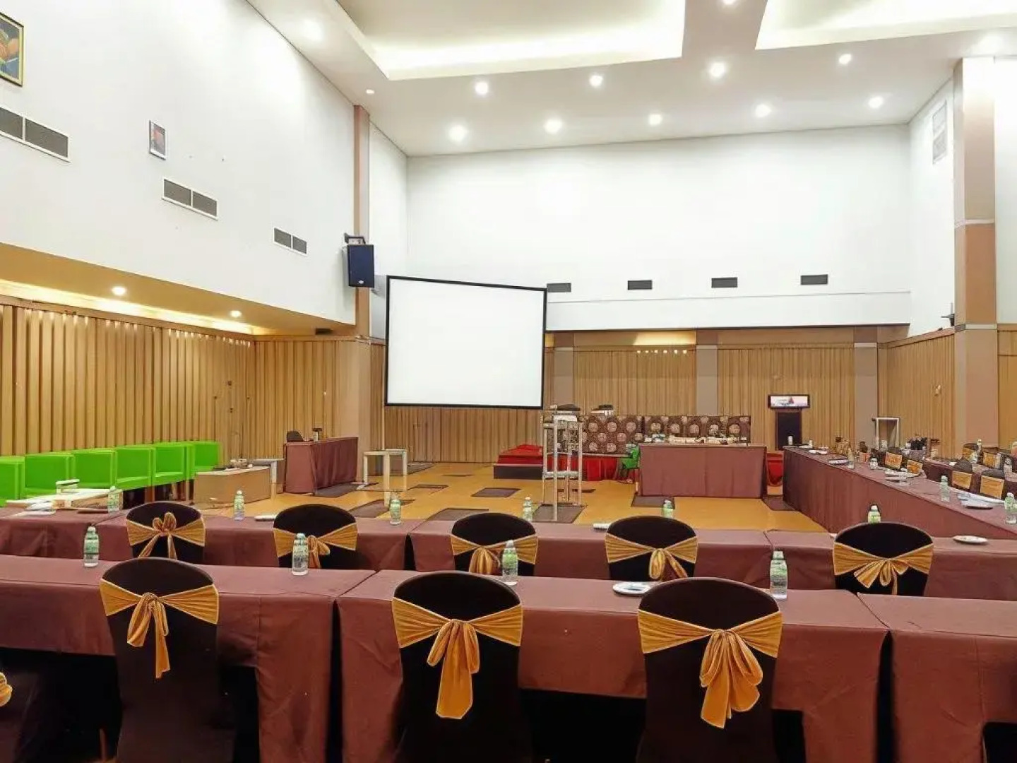 Grand Nanggroe Hotel