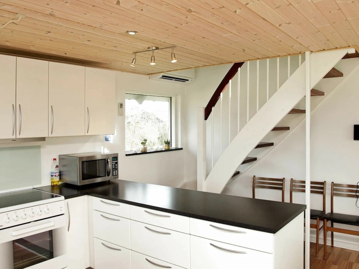 Spacious Holiday Home at Bogense Funen With Indoor Whirlpool