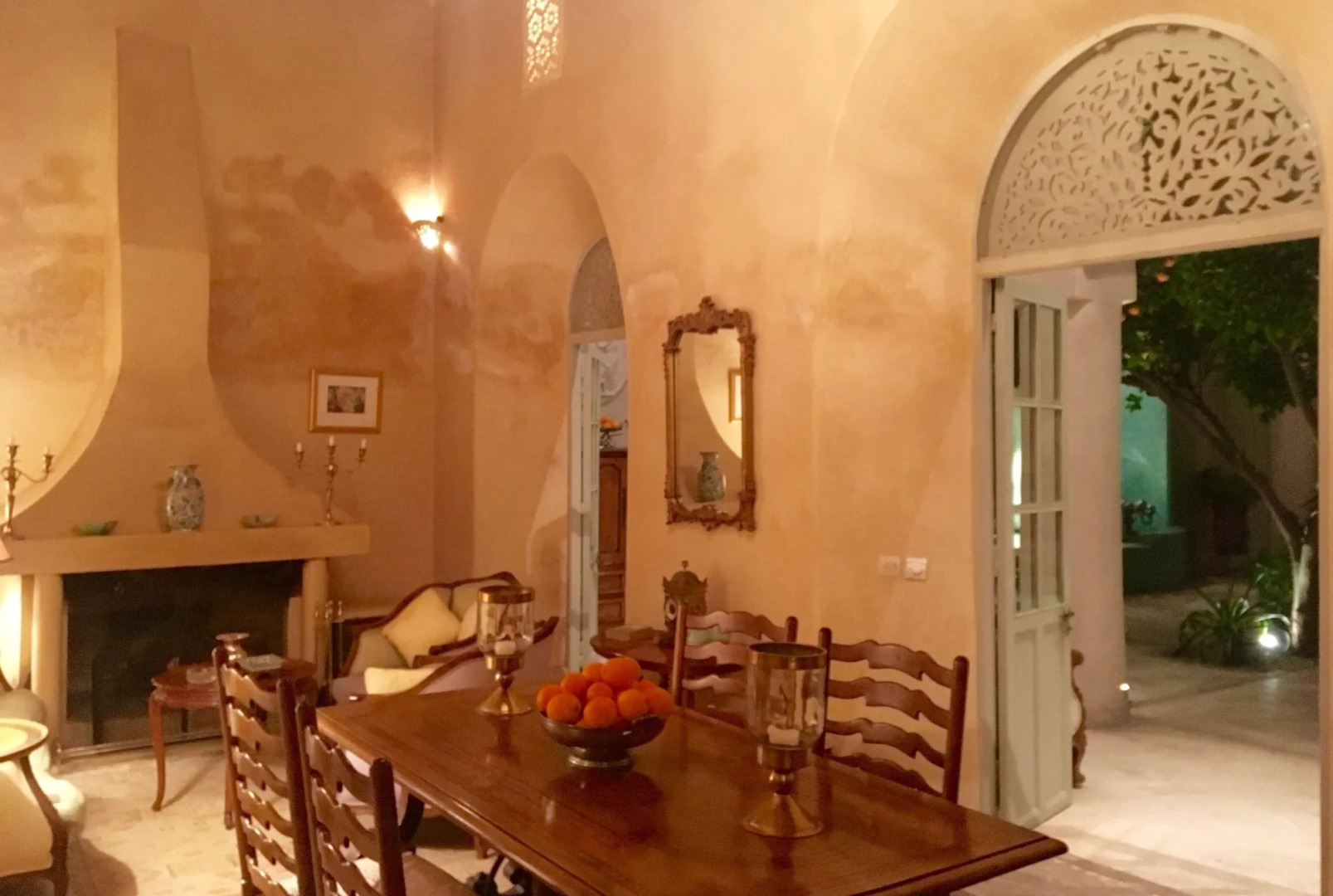 Riad Emberiza Sahari