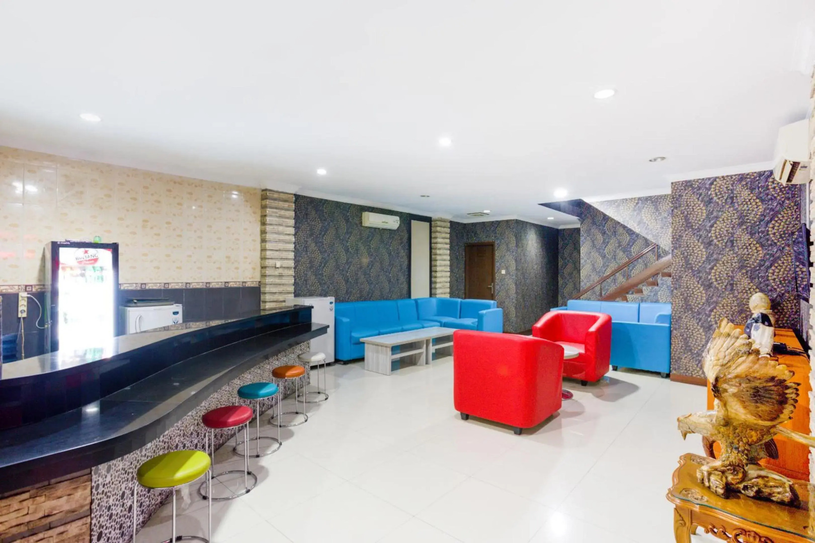 Hotel Addict by RedDoorz