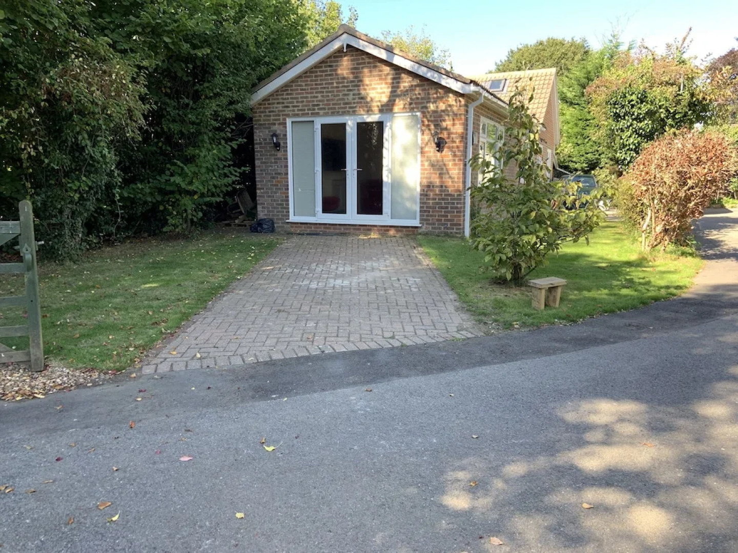 Nice 2 Bed Independent Annex in High Wycombe