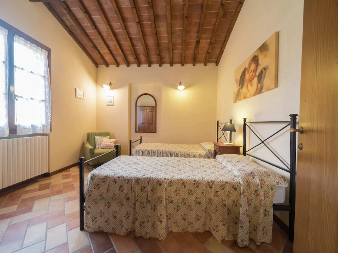 Holiday Home With Swimming Pool With Bubble Bath and Children's Pool