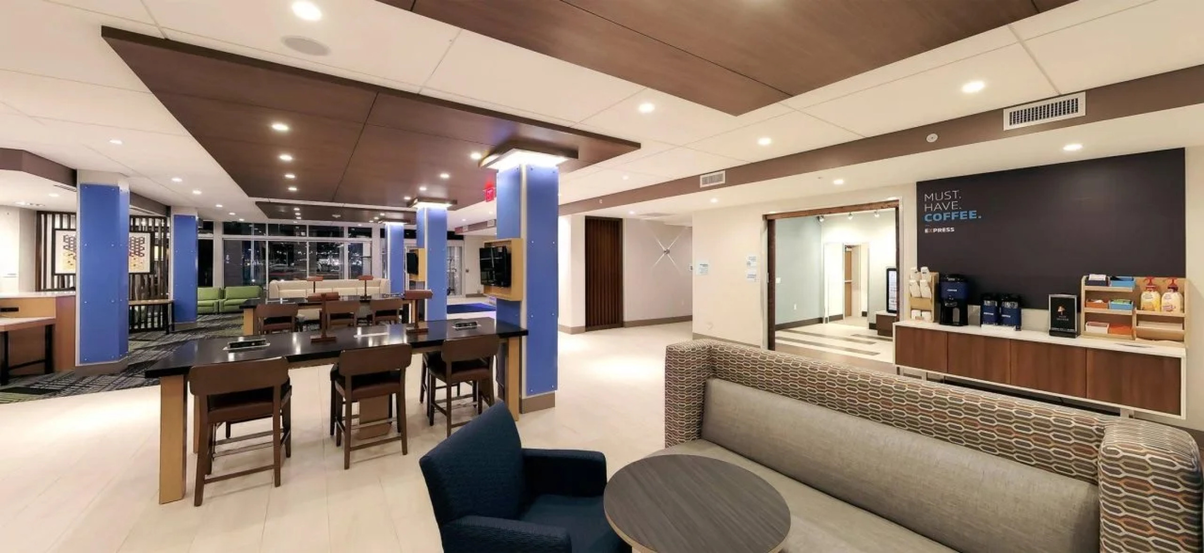 Holiday Inn Express & Suites Detroit Northwest - Livonia by IHG