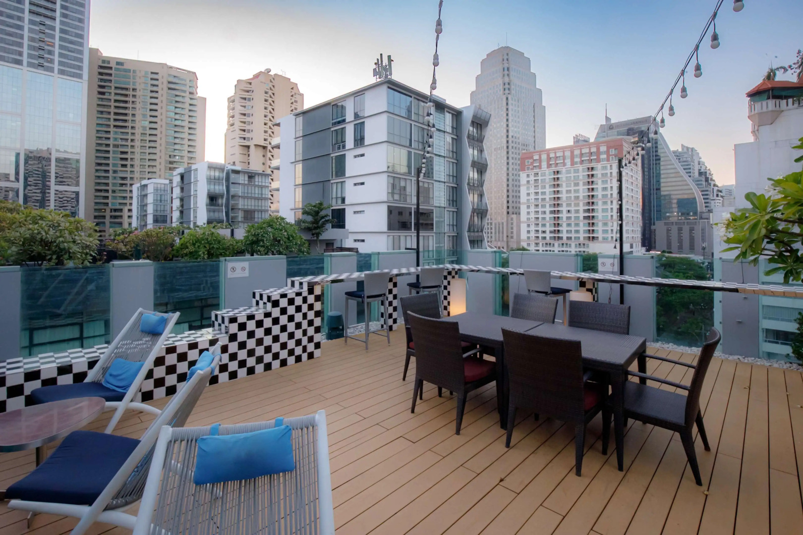 Park Plaza Bangkok Soi 18