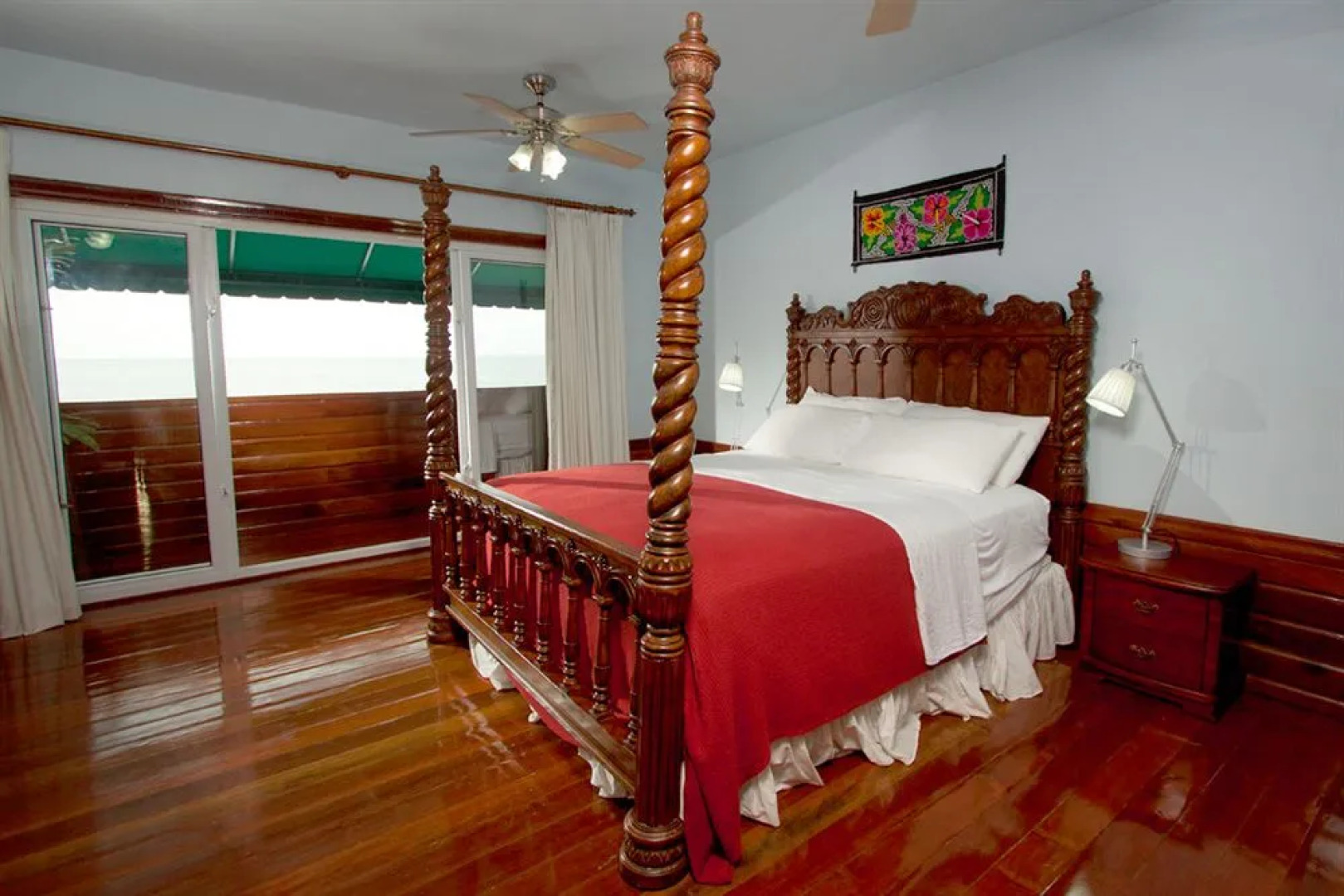 Laguna Azul Eco Lodge