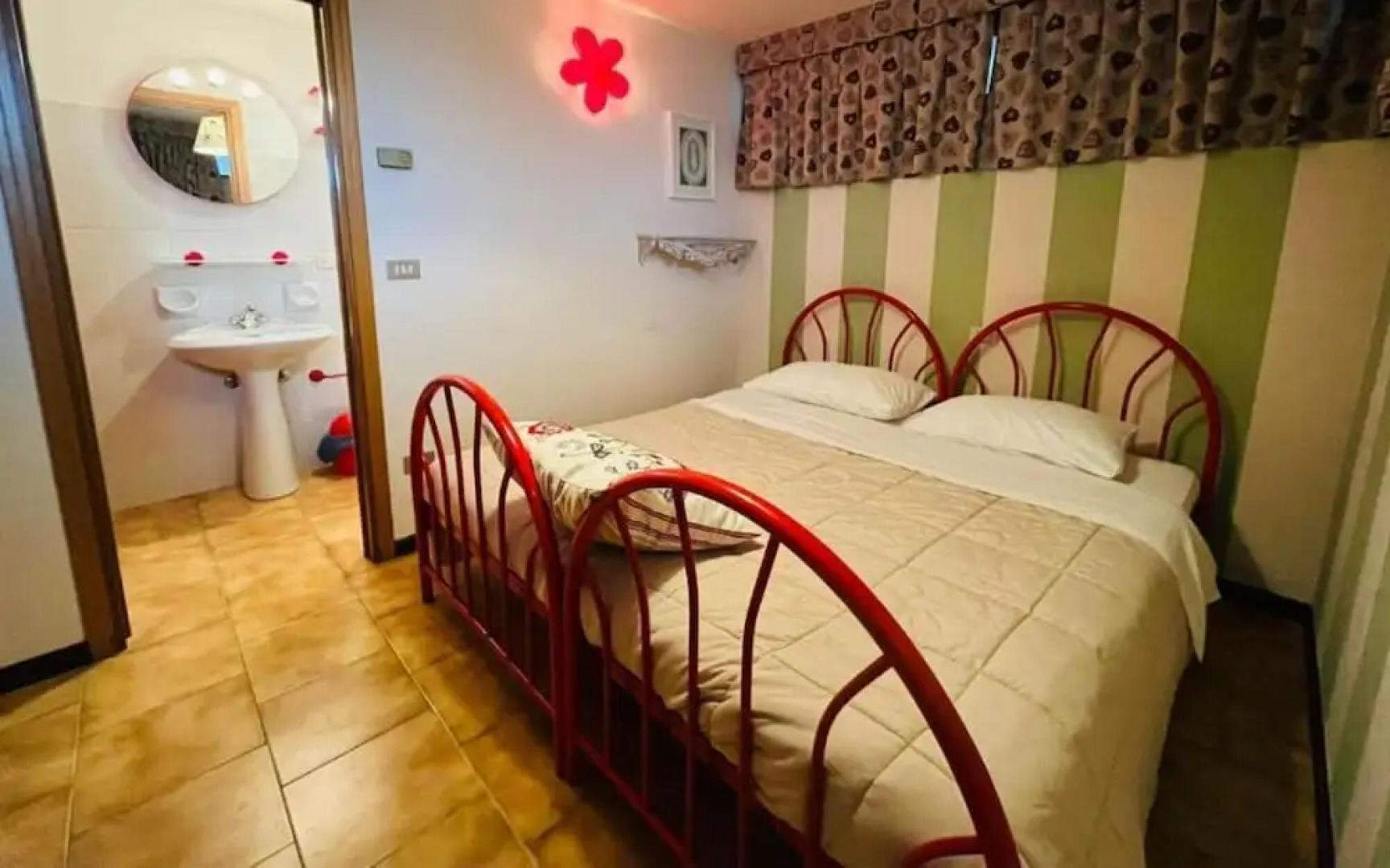 San Luigi Rooms & Apartments