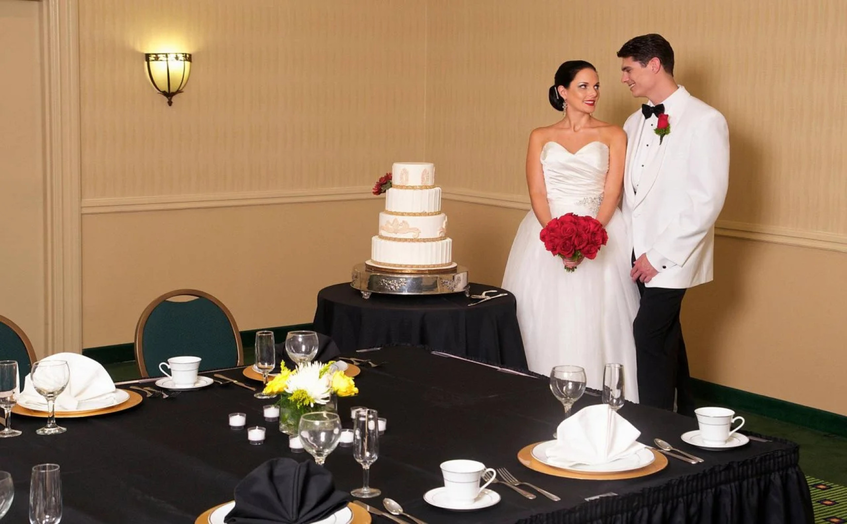 Courtyard by Marriott St. Petersburg Downtown