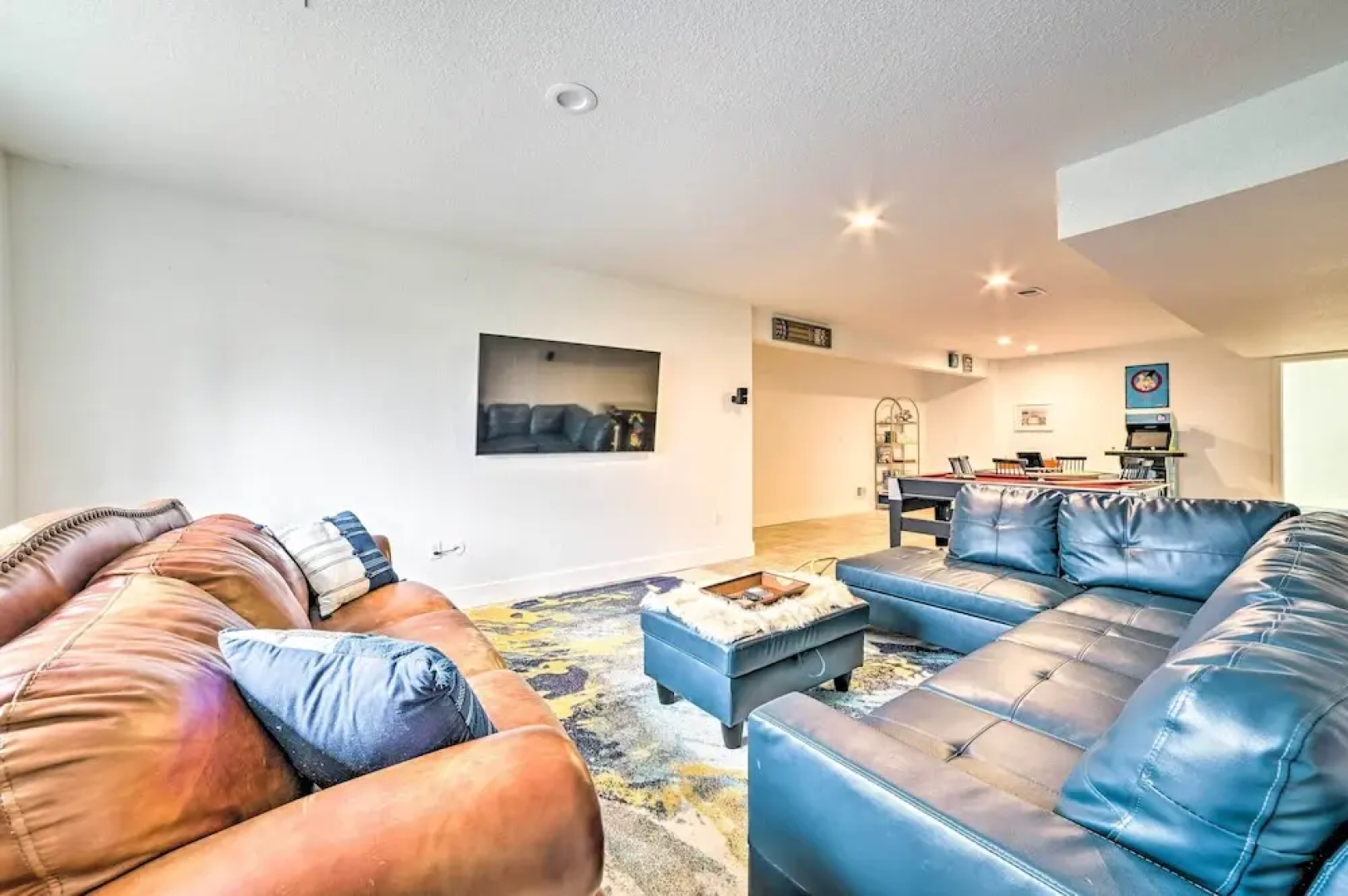 Game Room & On-site Snow Trails! Bellaire Retreat