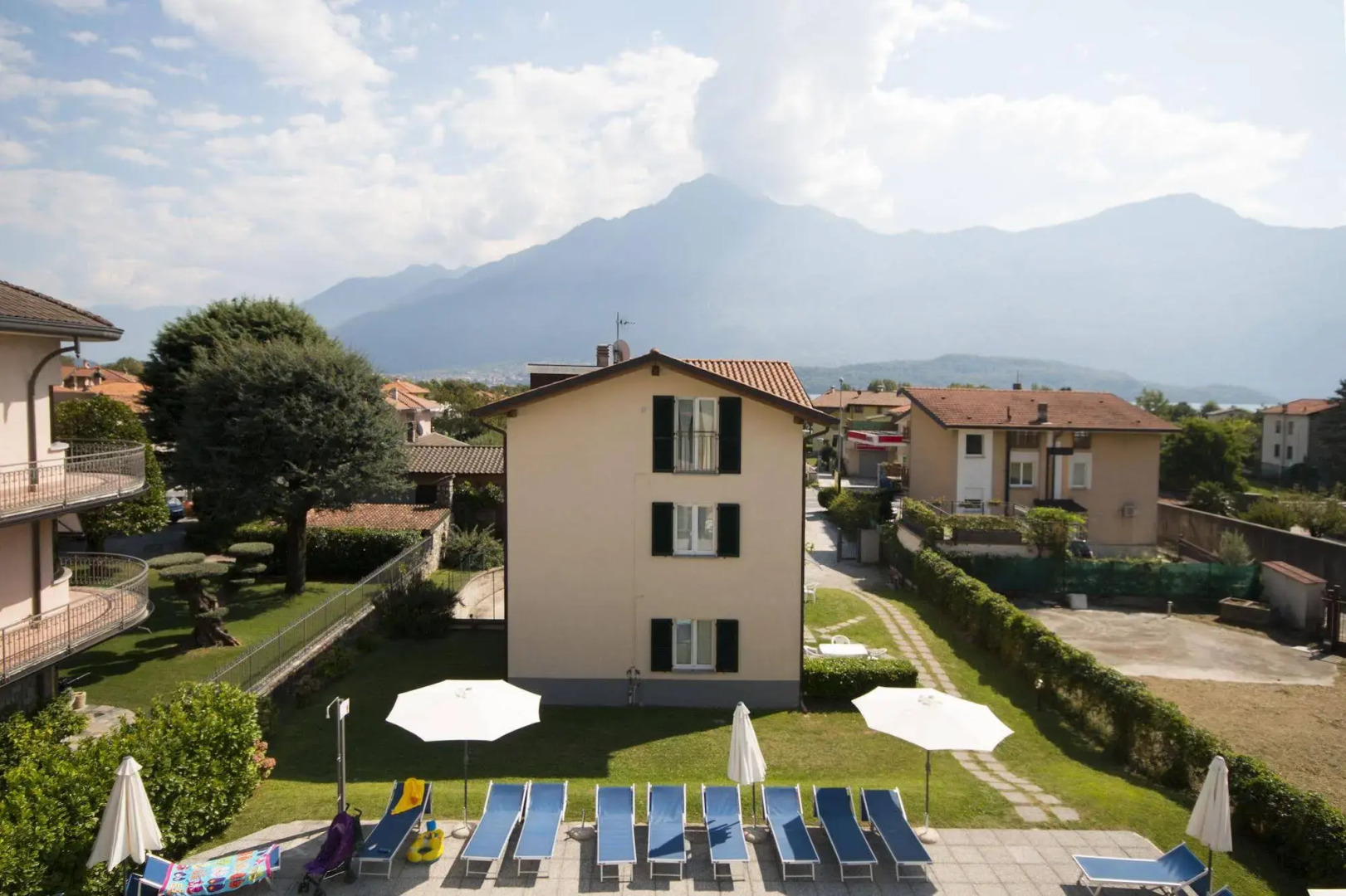 Lakeside Holiday Resort