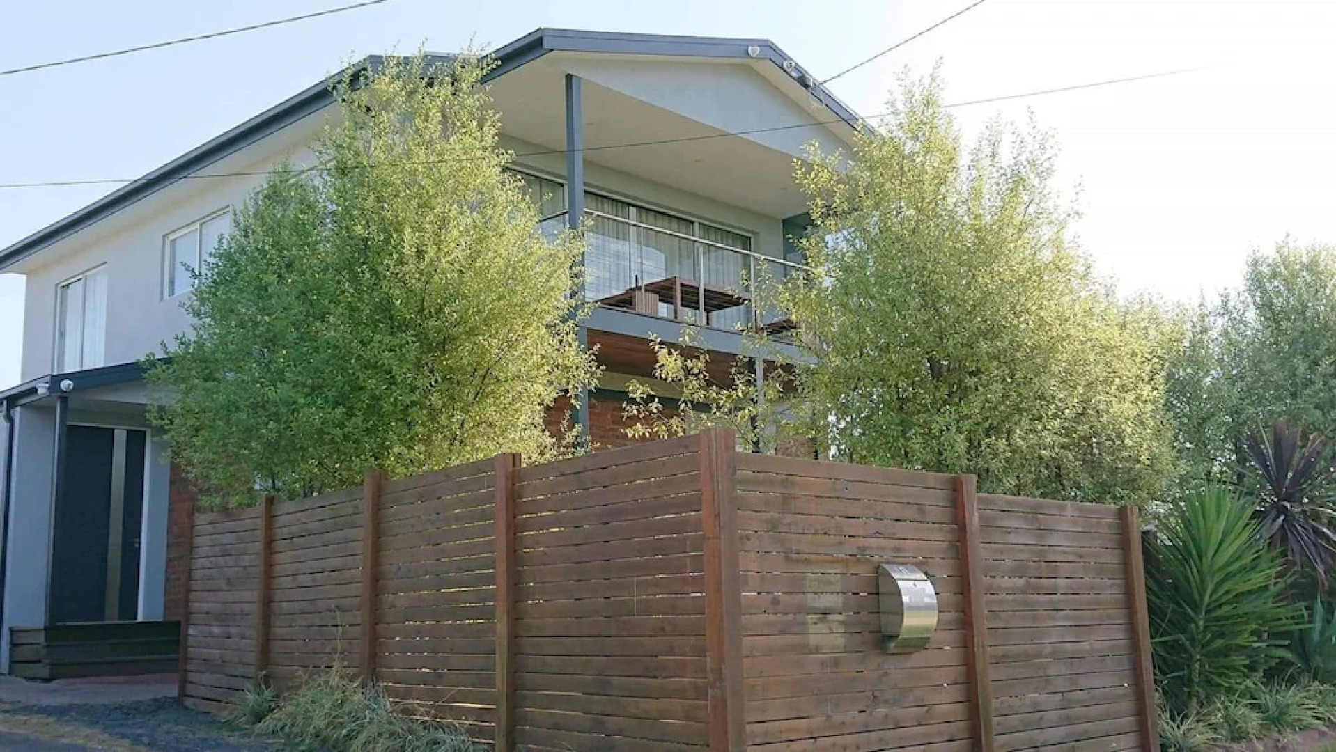 Paradise Escapes - 001