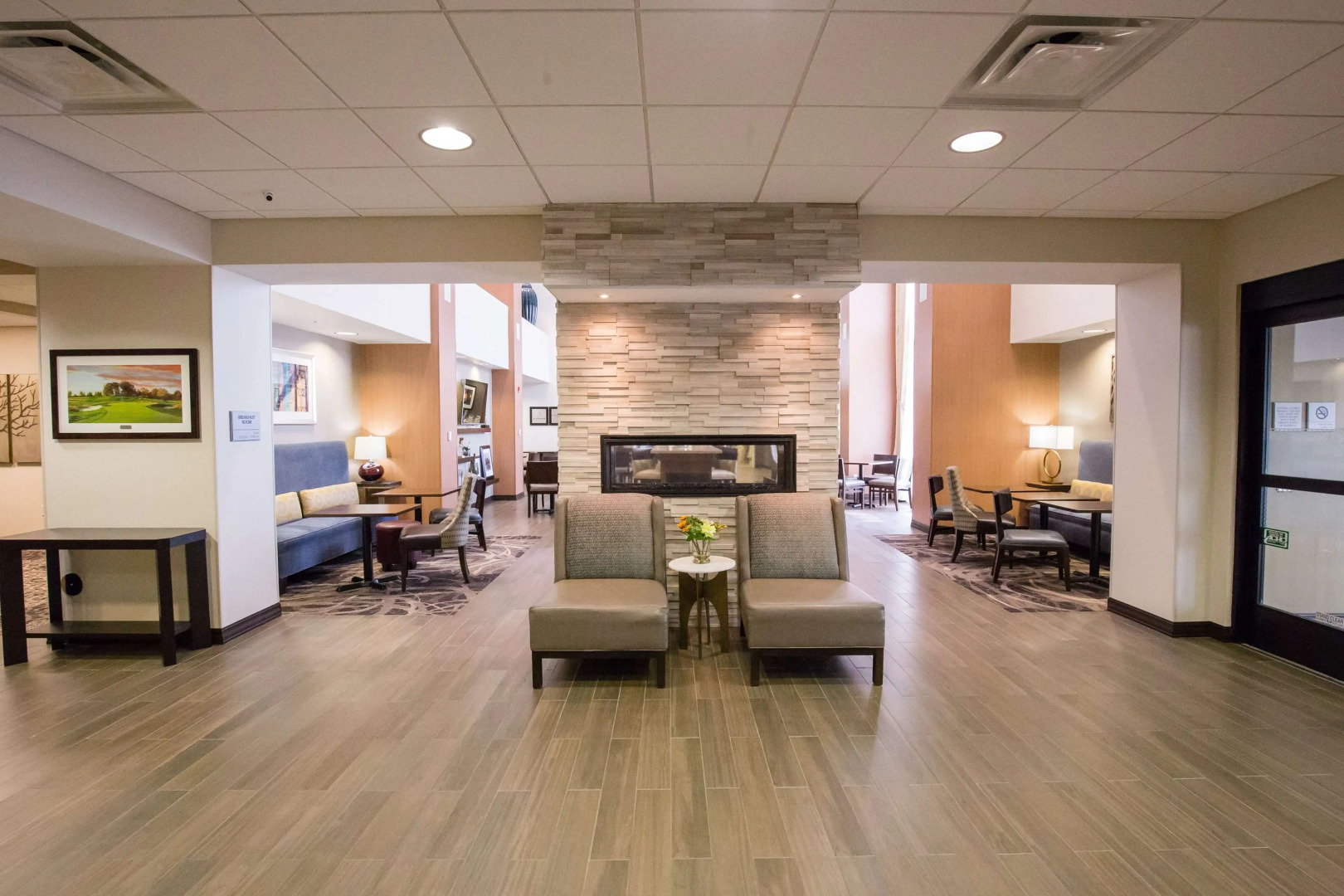 Hampton Inn & Suites Pittsburgh/Harmarville