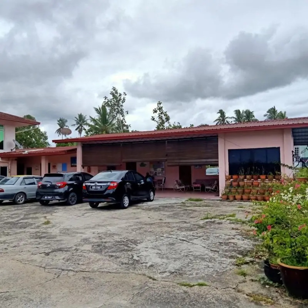 OYO Home 90349 Anique Hoemstay