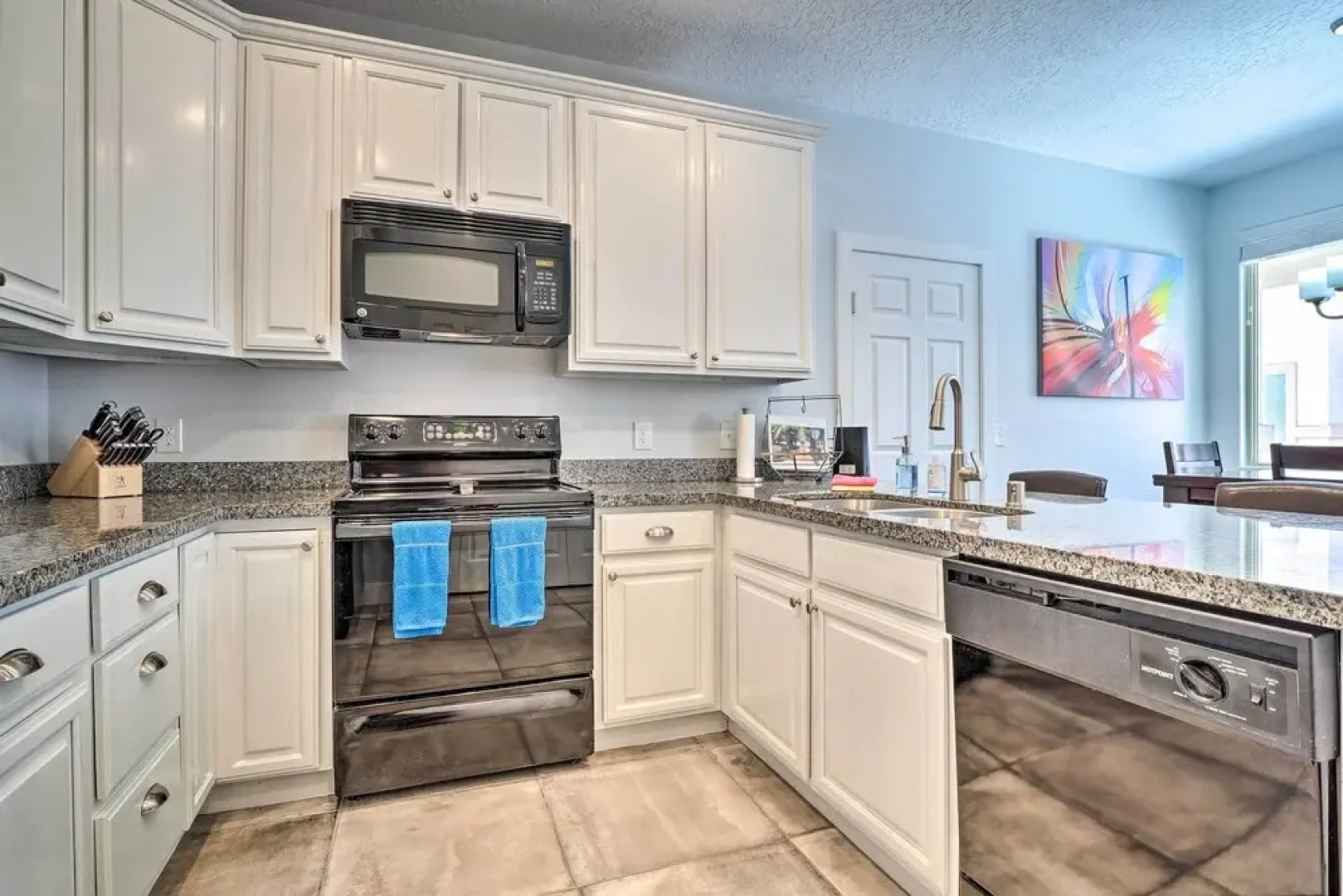 Dtwn Mesquite Condo w/ Resort Pool: Golf & Gamble!