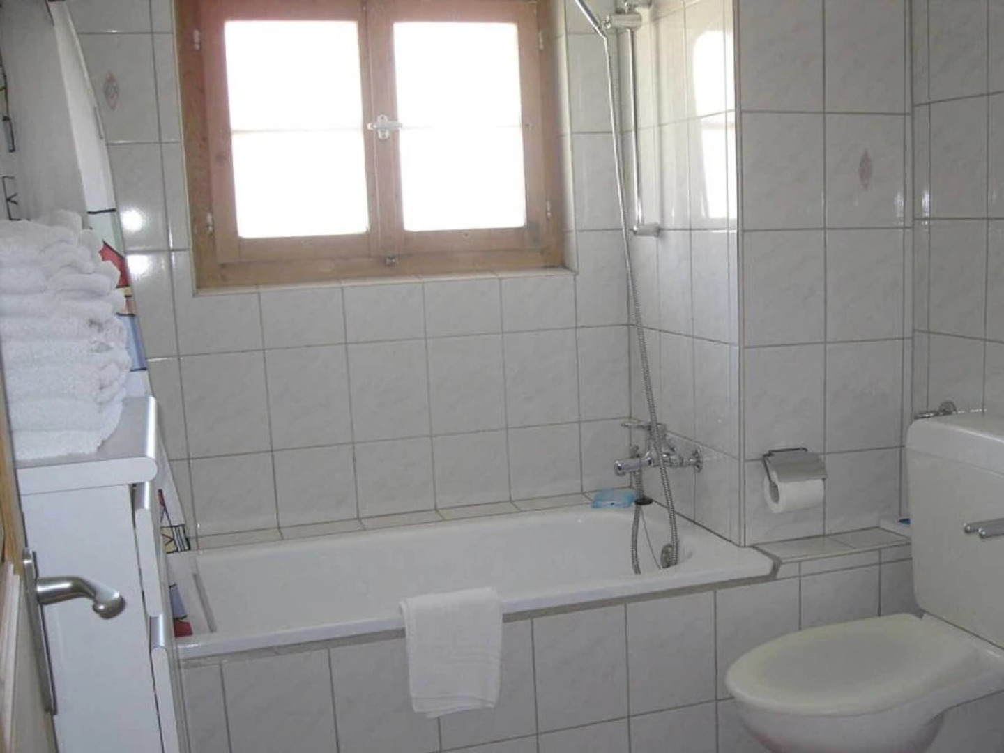 Charming Wooden House in Switzerland!