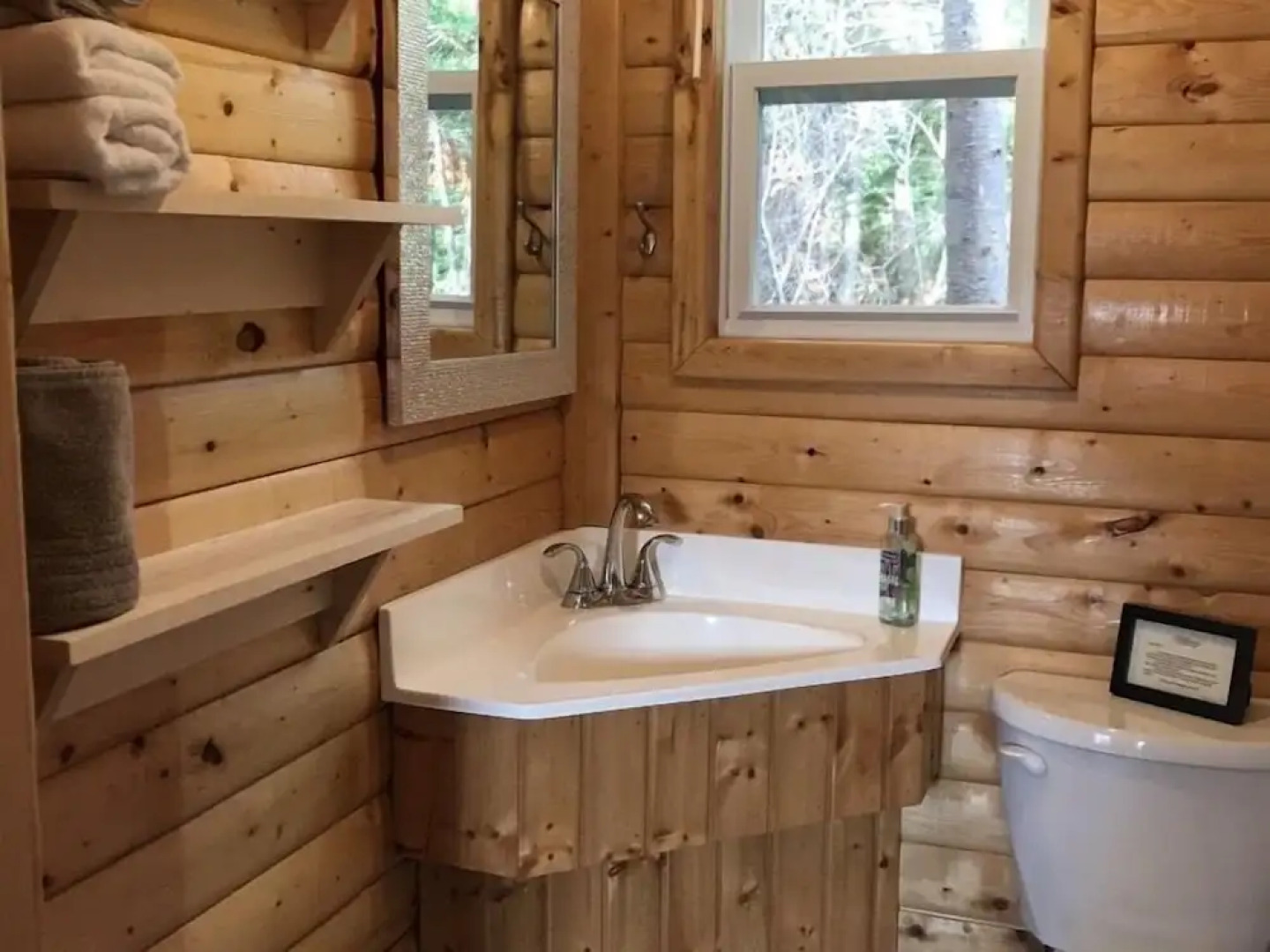 Wildflowers Country Inn