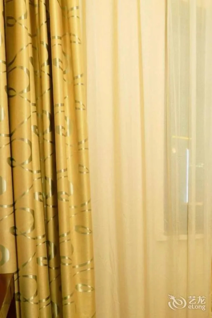 Qingdao Zhongyang Business Hotel