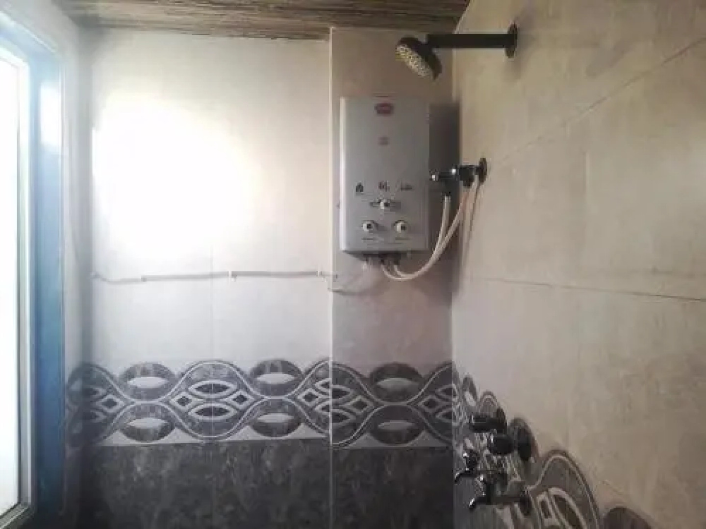 Shri Rajadhiraj Guest House