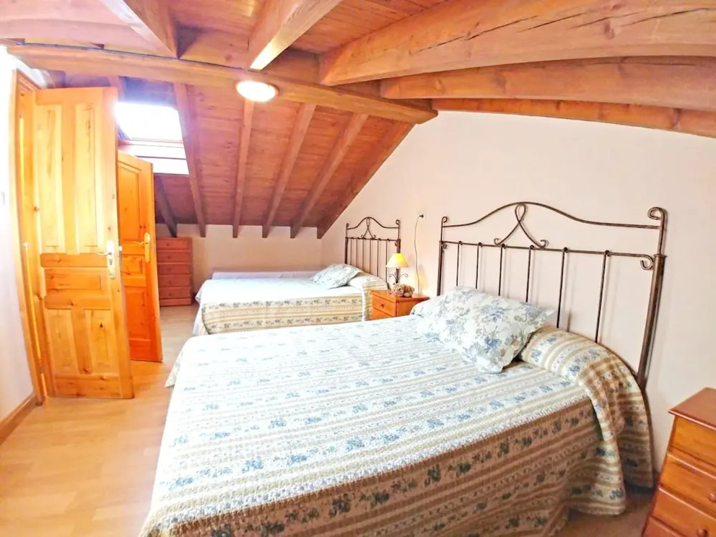 House With 3 Bedrooms in San Román de Villa, With Terrace