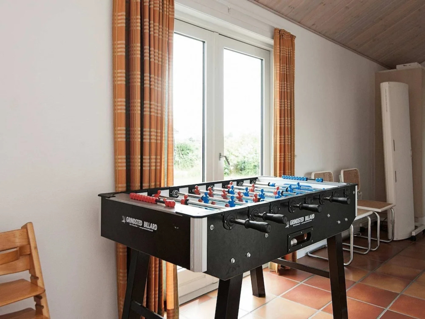 Rustic Holiday Home in Ebeltoft with Hot Tub