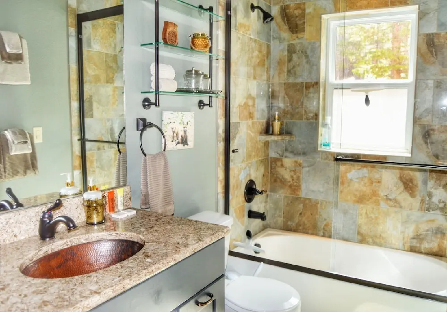 Inn on Fall River & Fall River Cabins