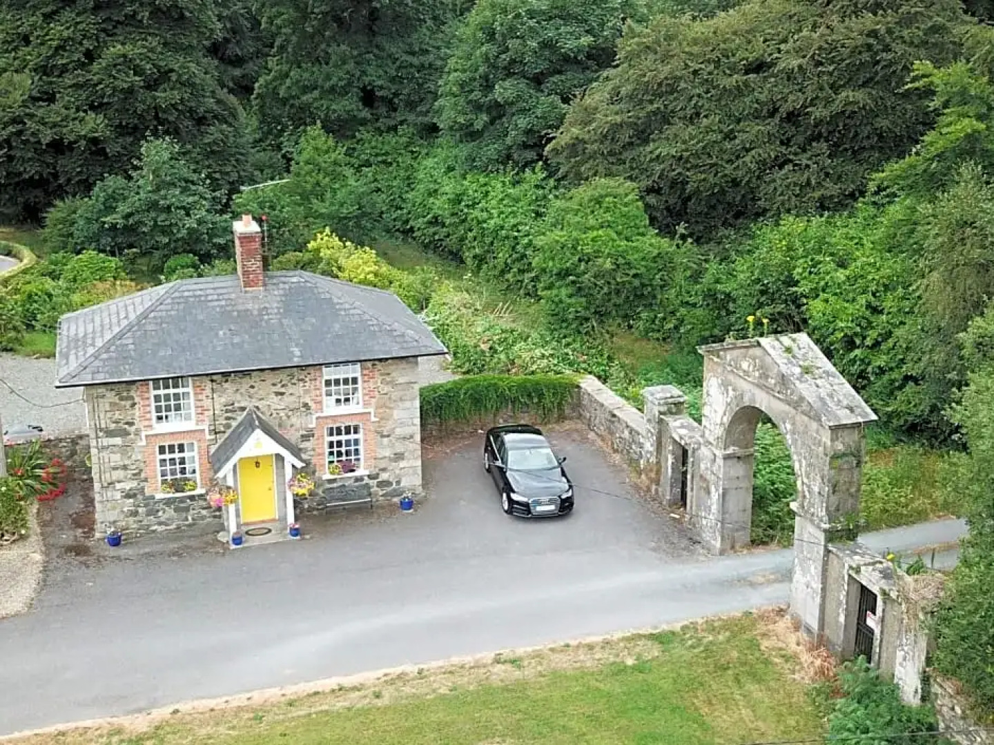 Cloverhill Gate Lodge