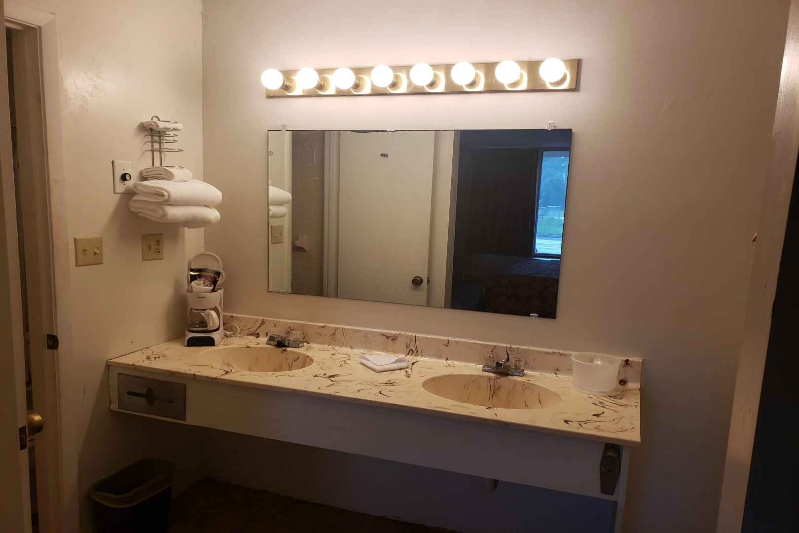 Americas Best Value Inn Stearns