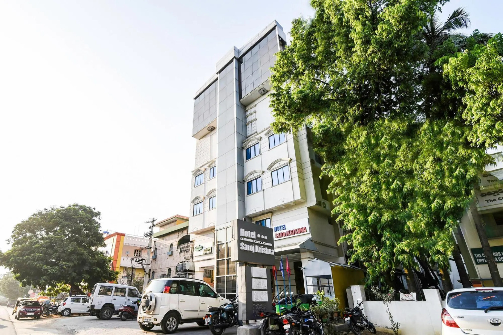 Hotel Saroj Krishna